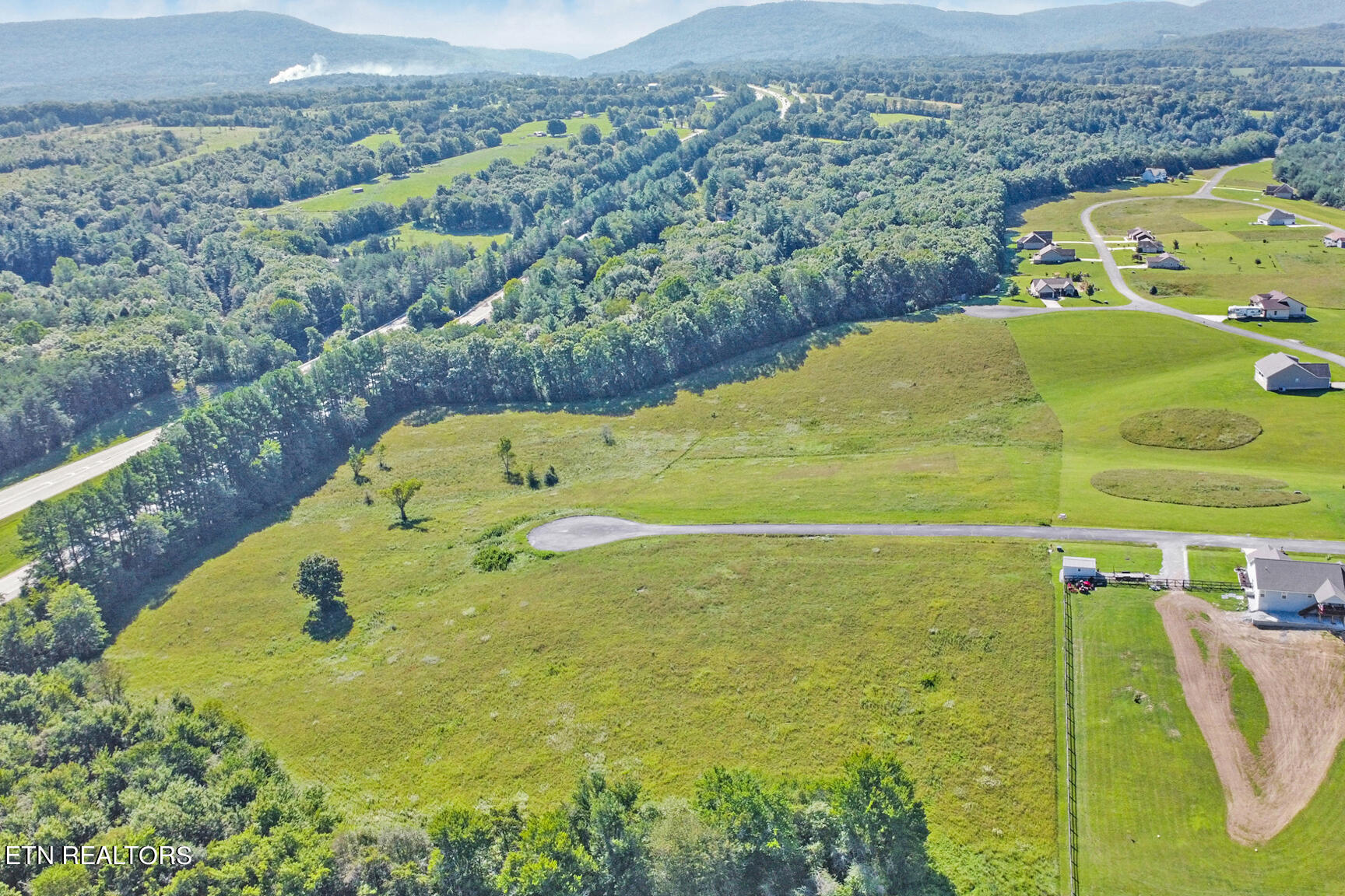 Lot 38 Estate Lane Crossville TN 38555