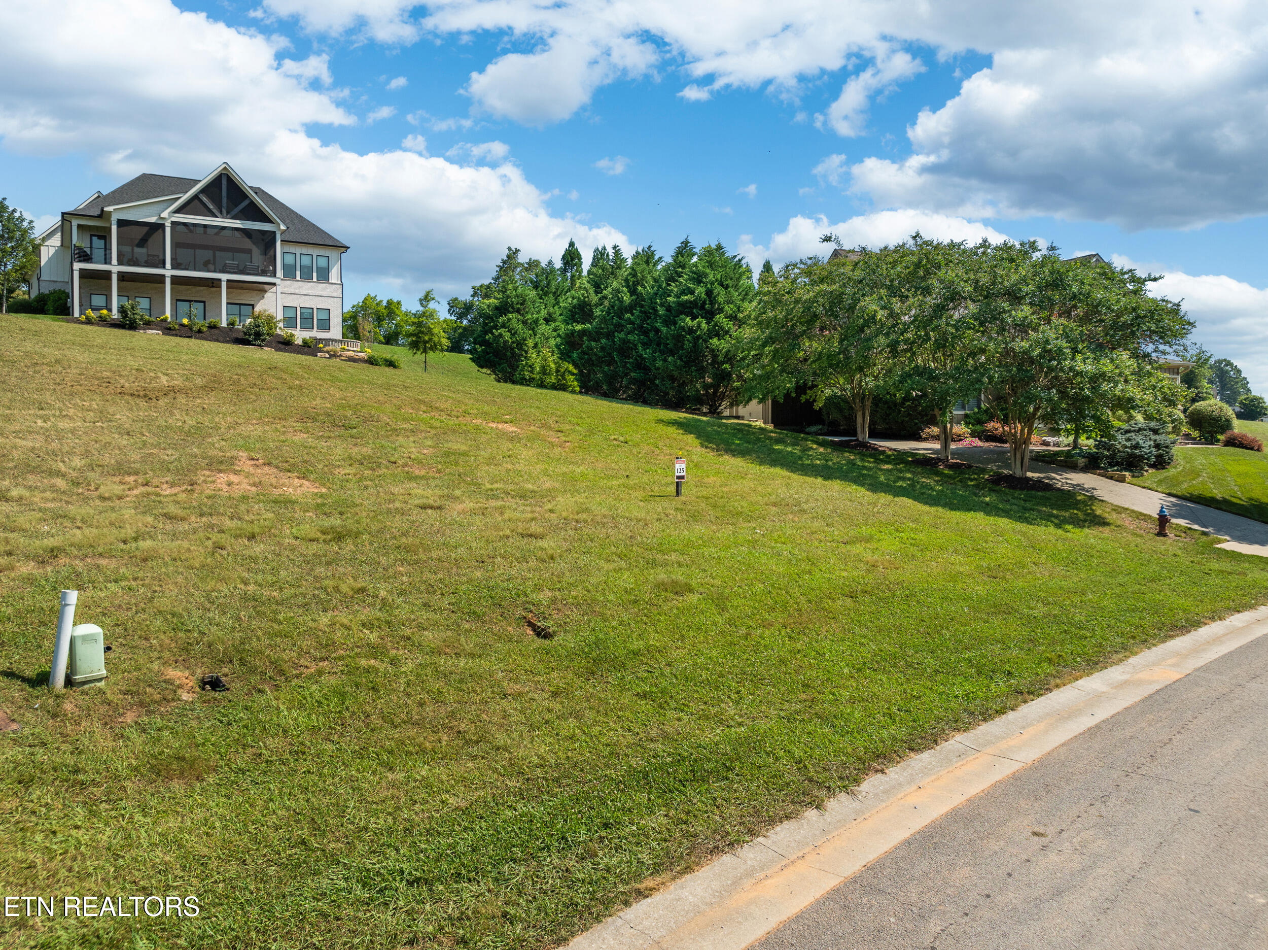 439 Chestnut Lane Loudon TN 37774