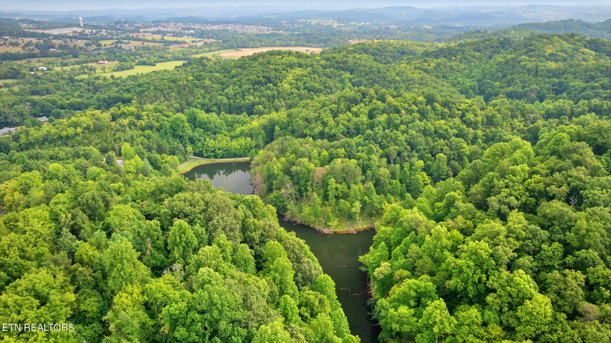 2345 Paradise Way Sevierville TN 37876