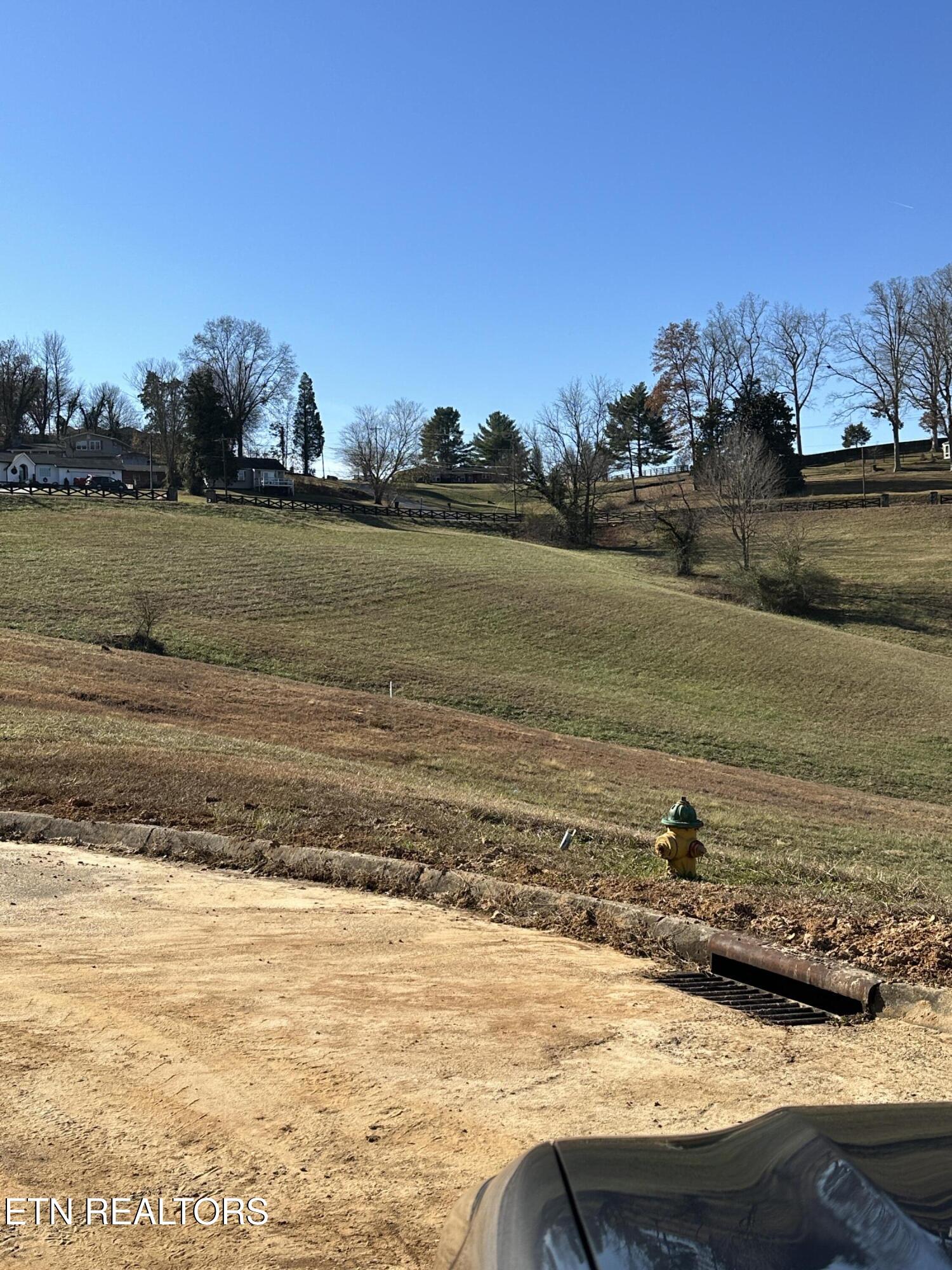 590 River Road Loudon TN 37774