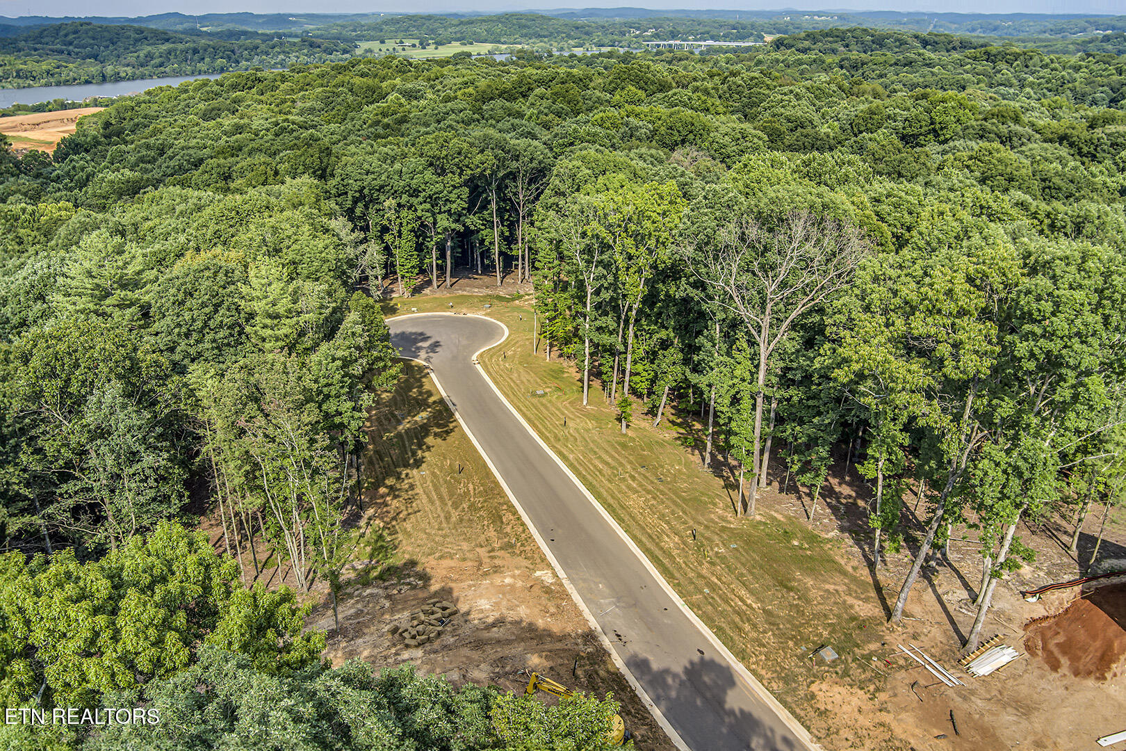326 Flip Flop Way Loudon TN 37774