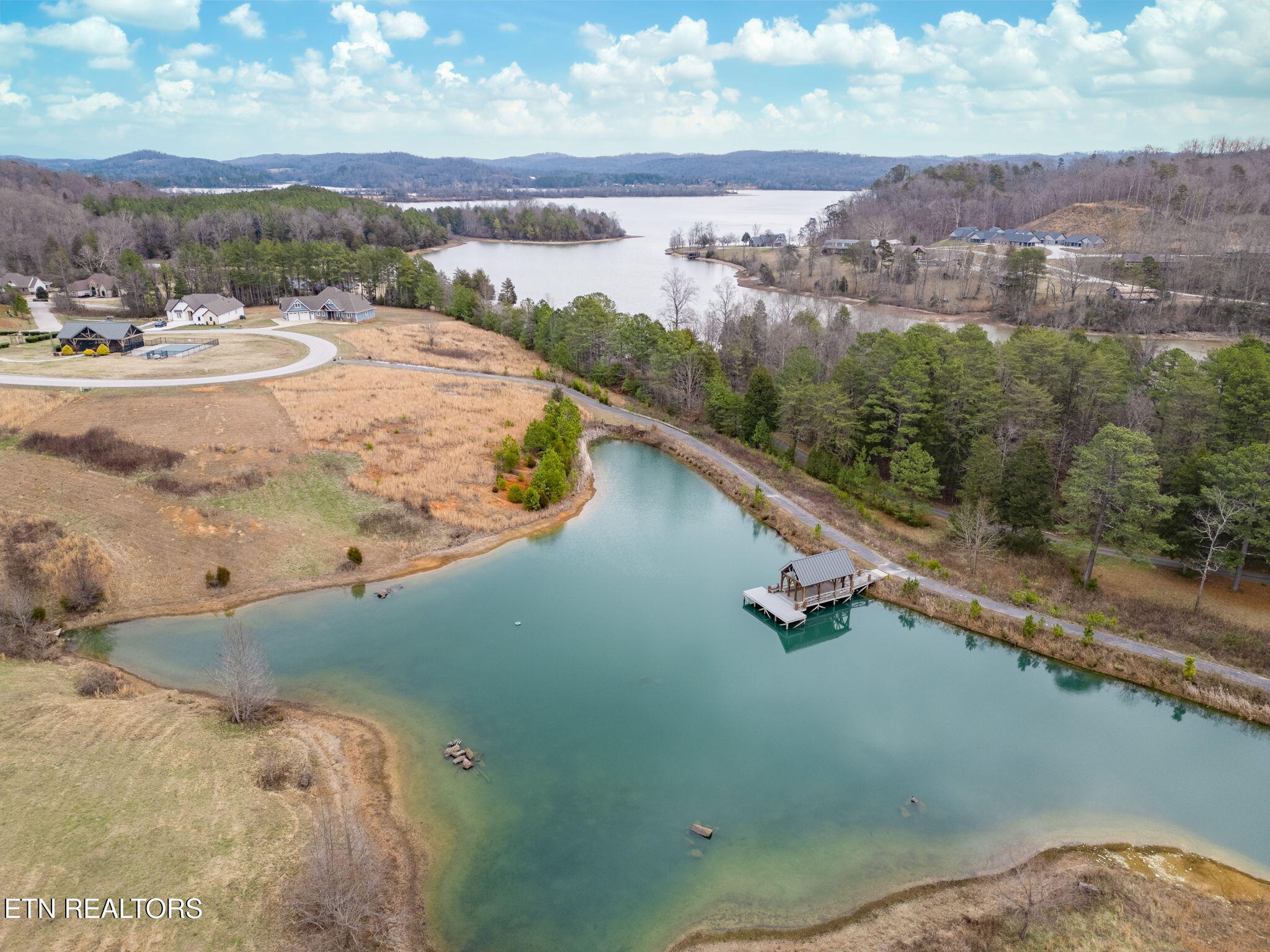 205 Reserve Point Kingston TN 37763