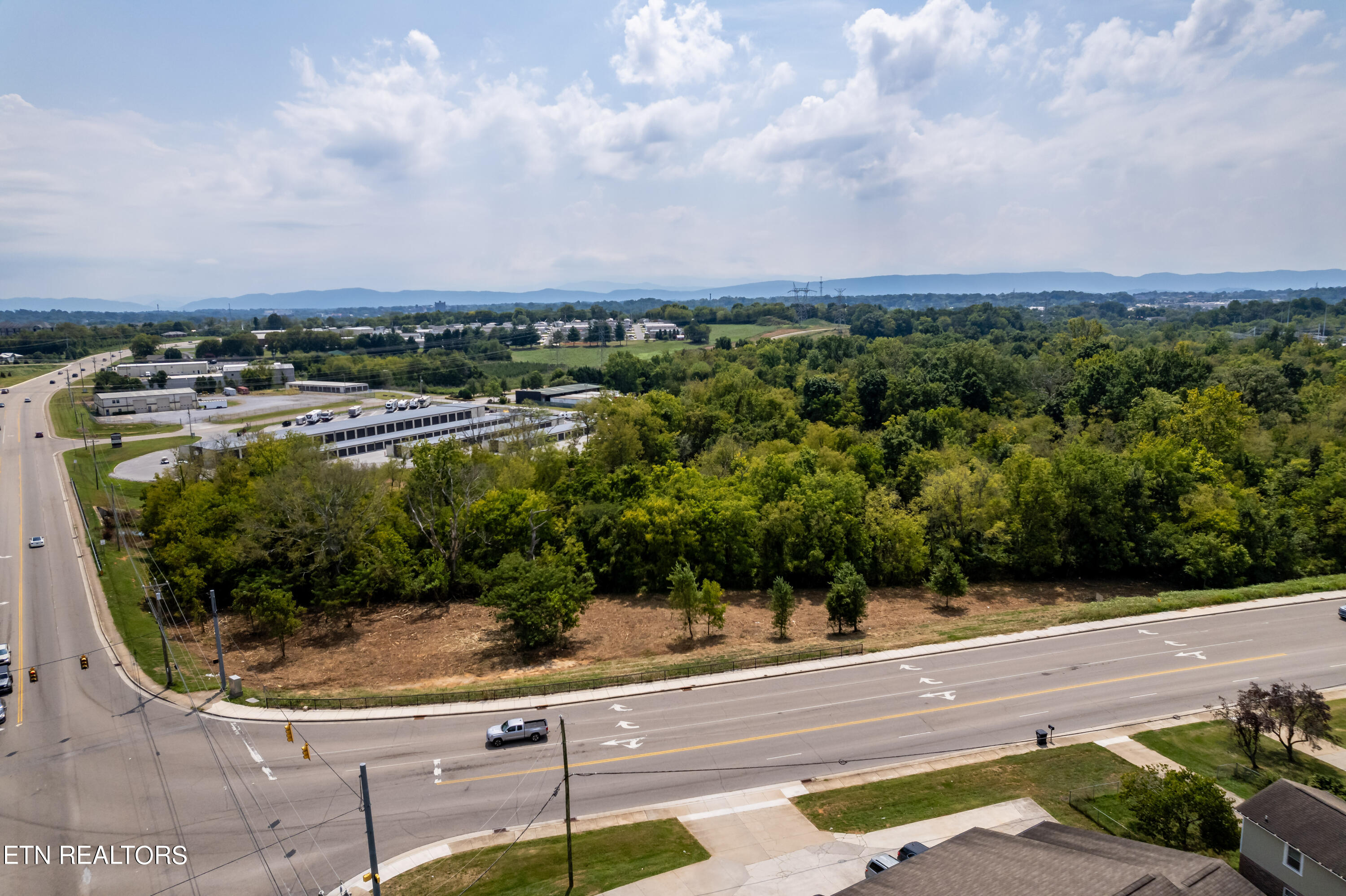 1273 Middlesettlements Road Maryville TN 37801