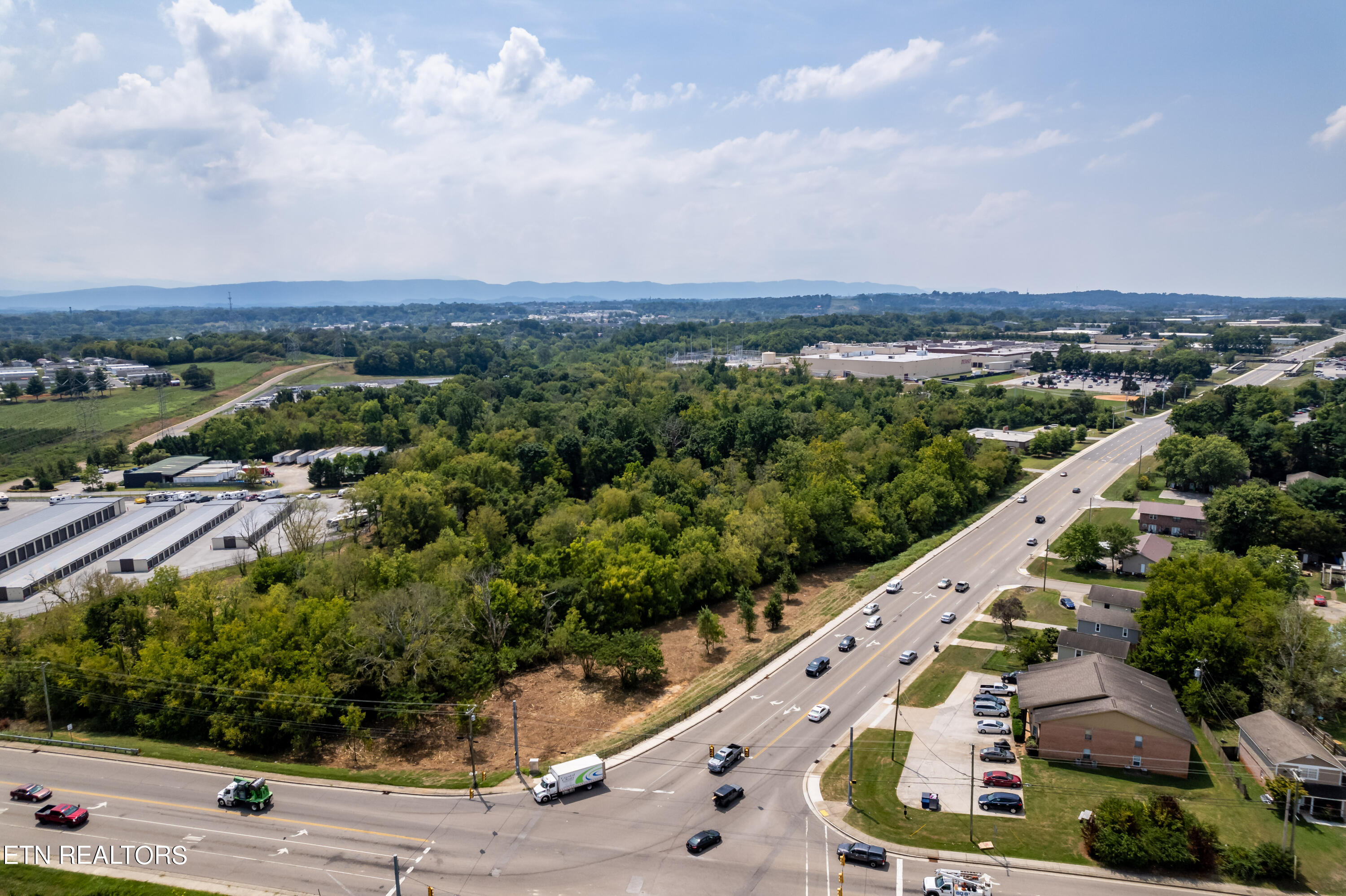 1273 Middlesettlements Road Maryville TN 37801