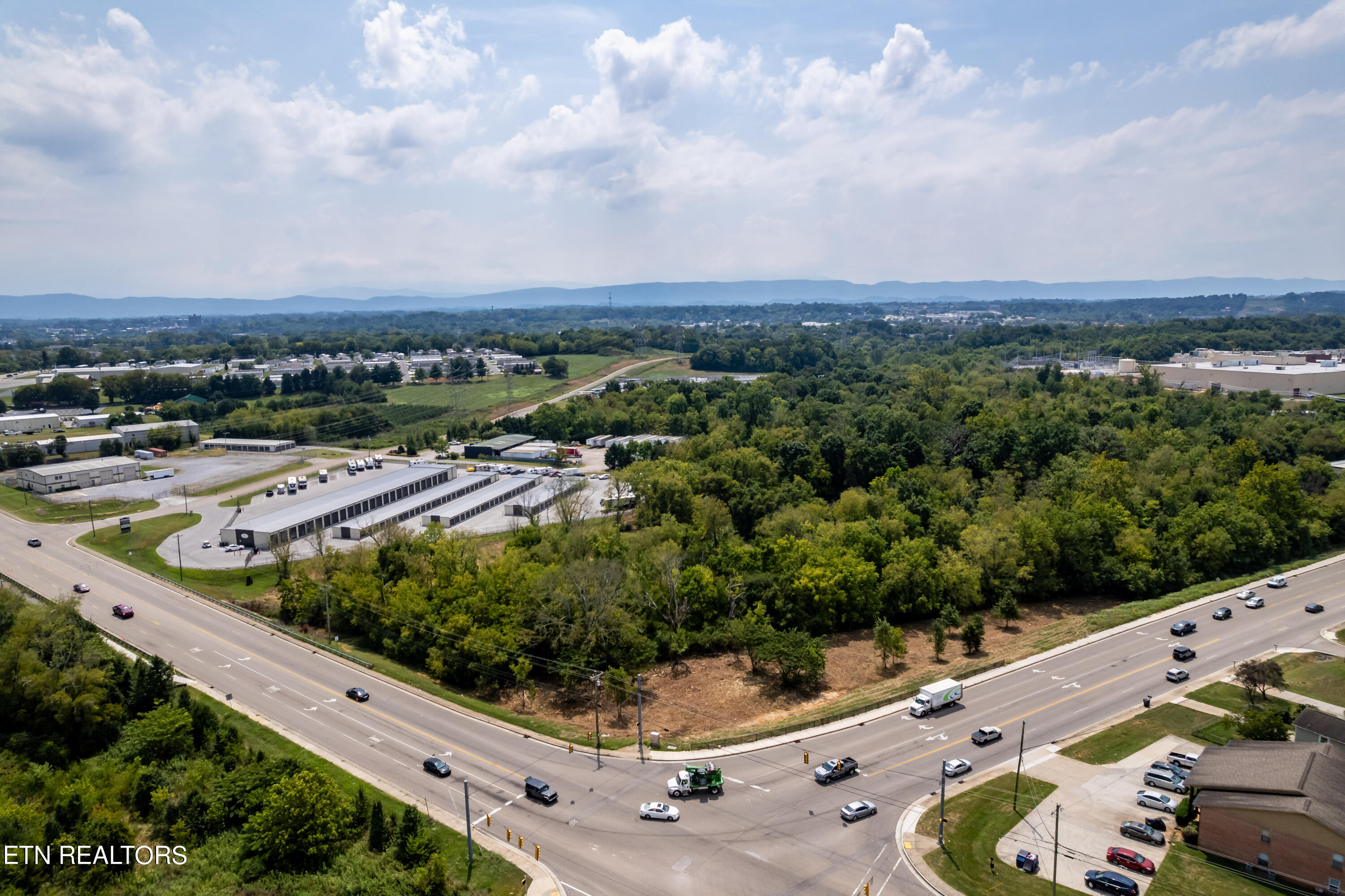 1273 Middlesettlements Road Maryville TN 37801