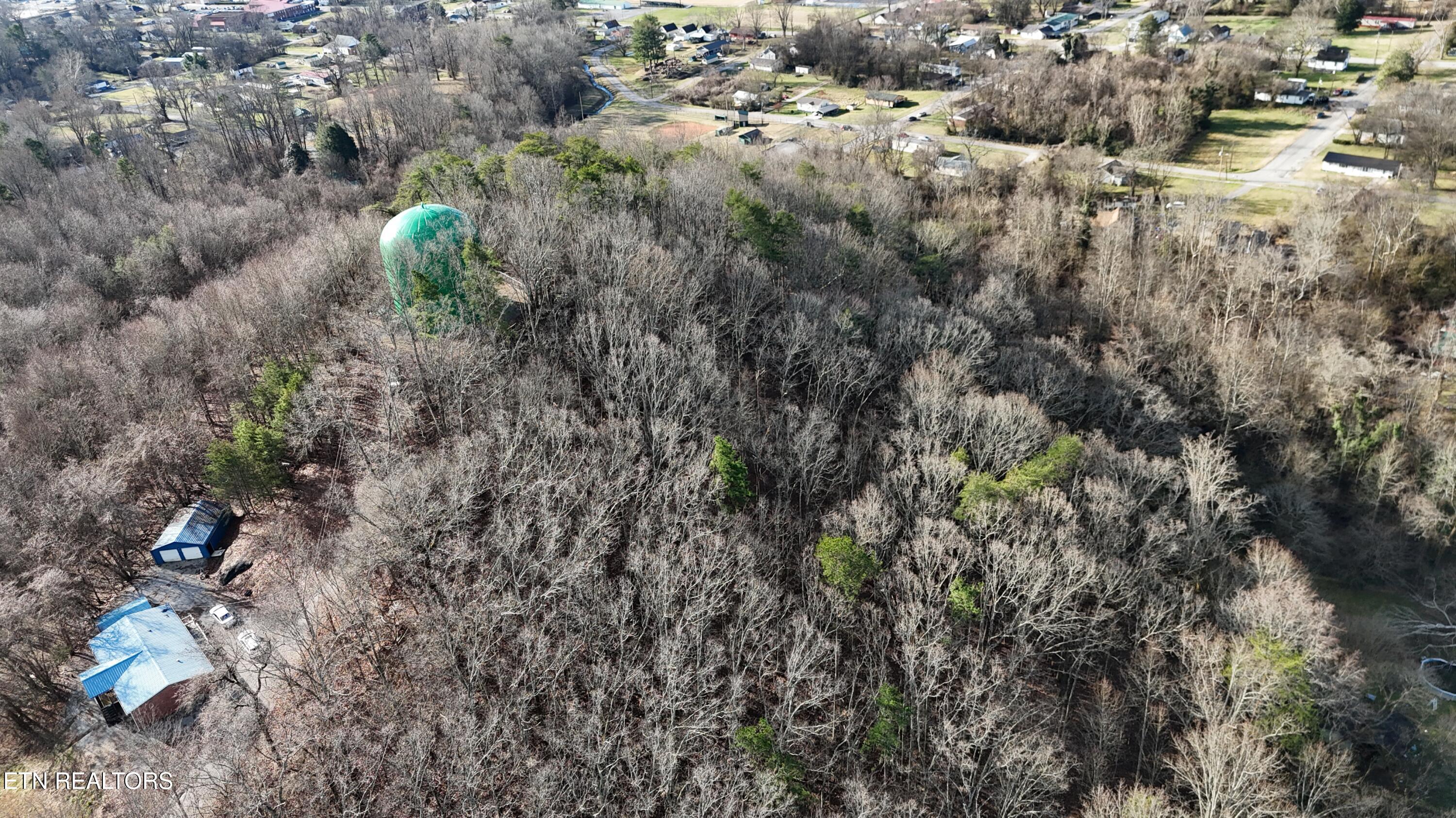 822 W Bates Street Rockwood TN 37854