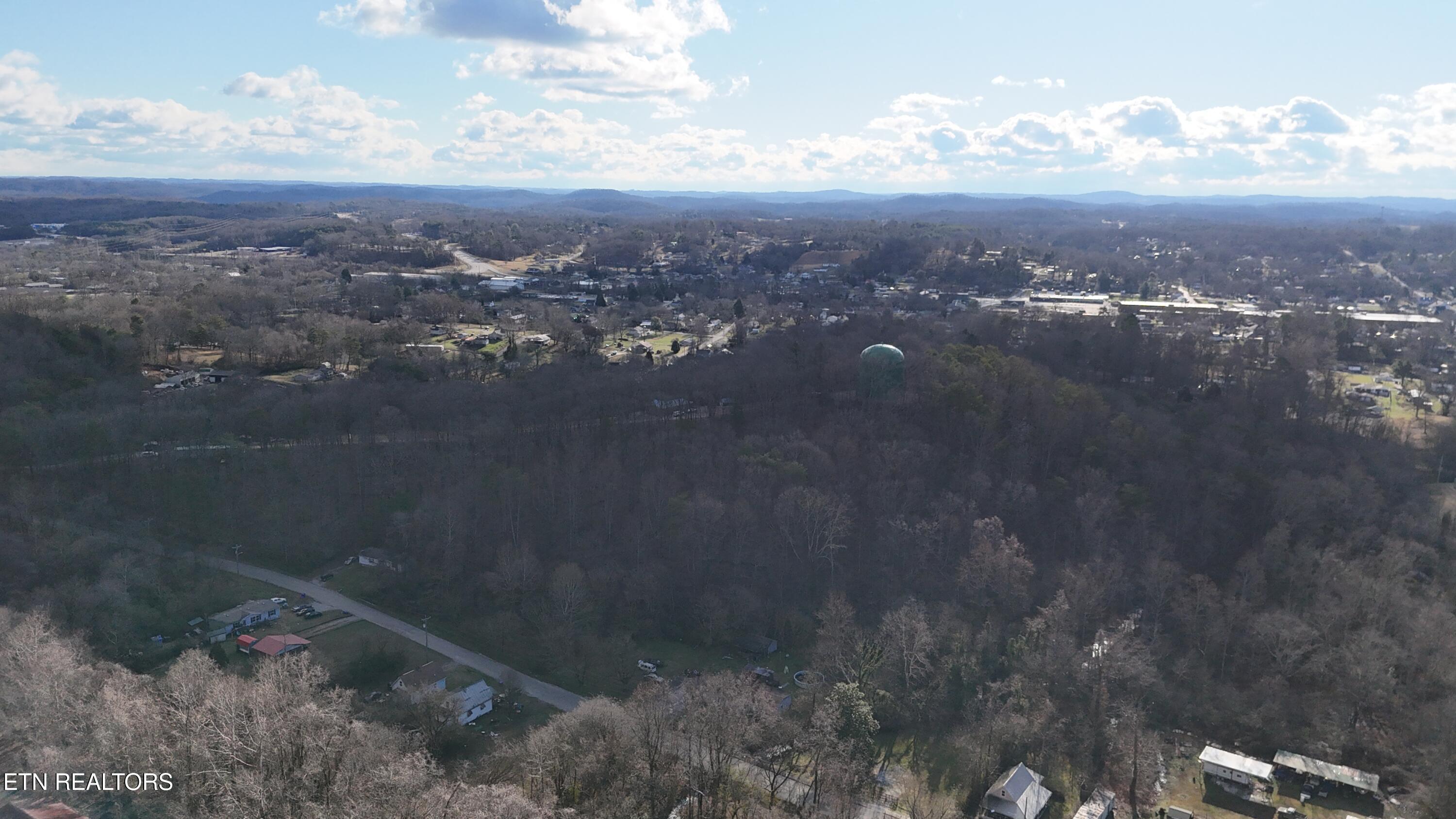 822 W Bates Street Rockwood TN 37854