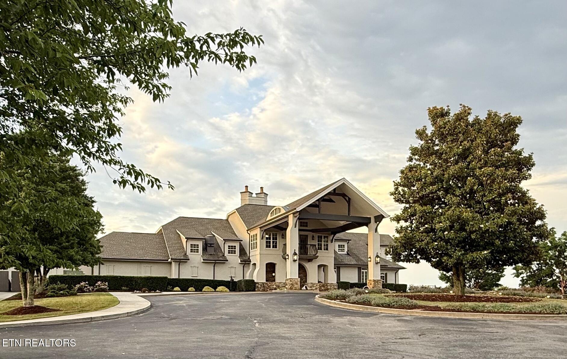 105 Red Hawk Drive Vonore TN 37885