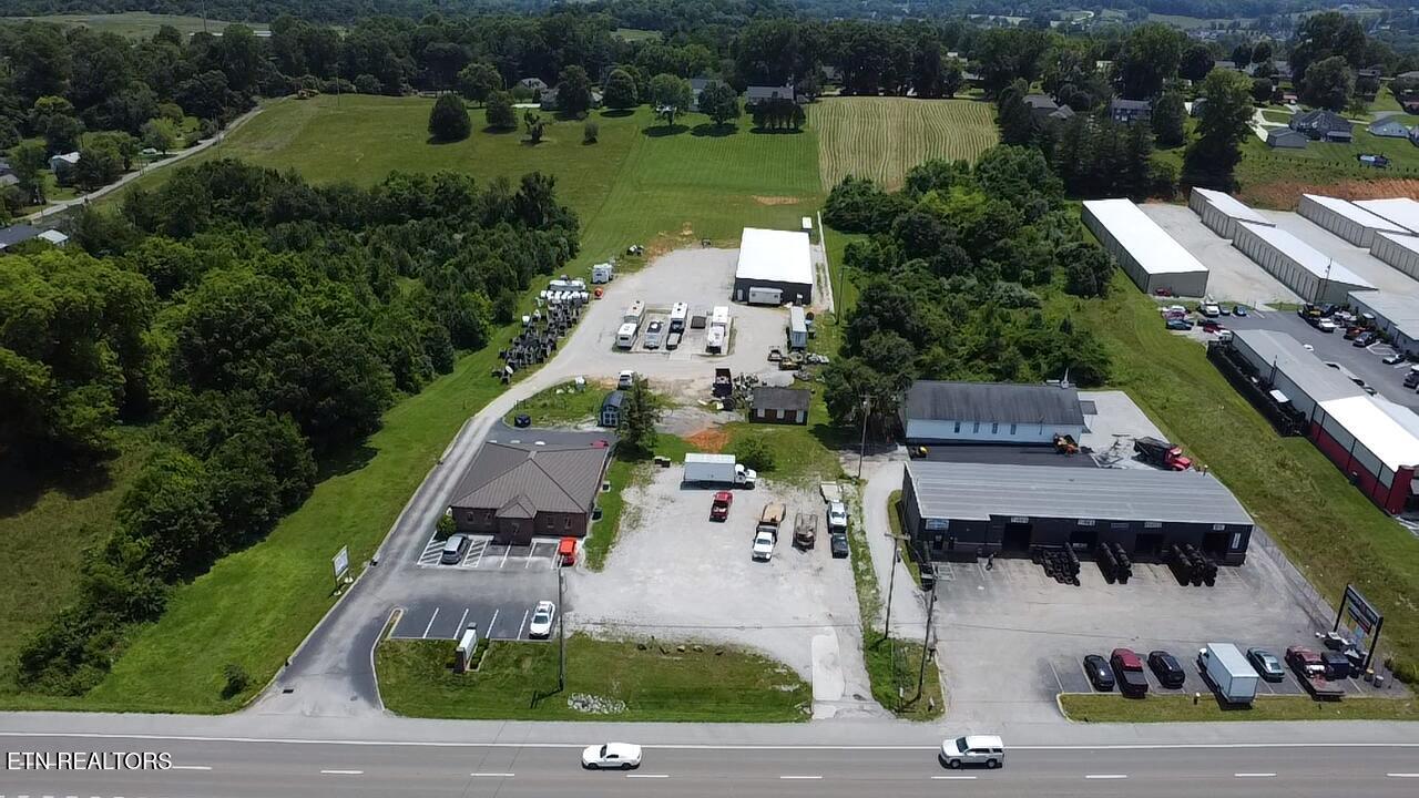 2527 Jacksboro Pike Jacksboro TN 37757