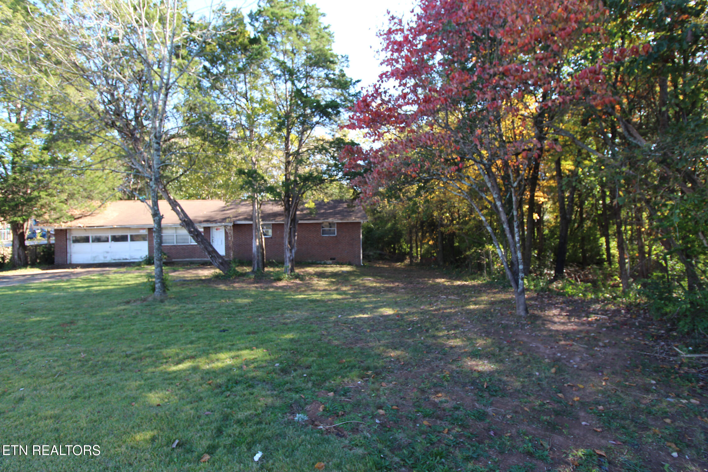 1702 Merchant Drive Knoxville TN 37912
