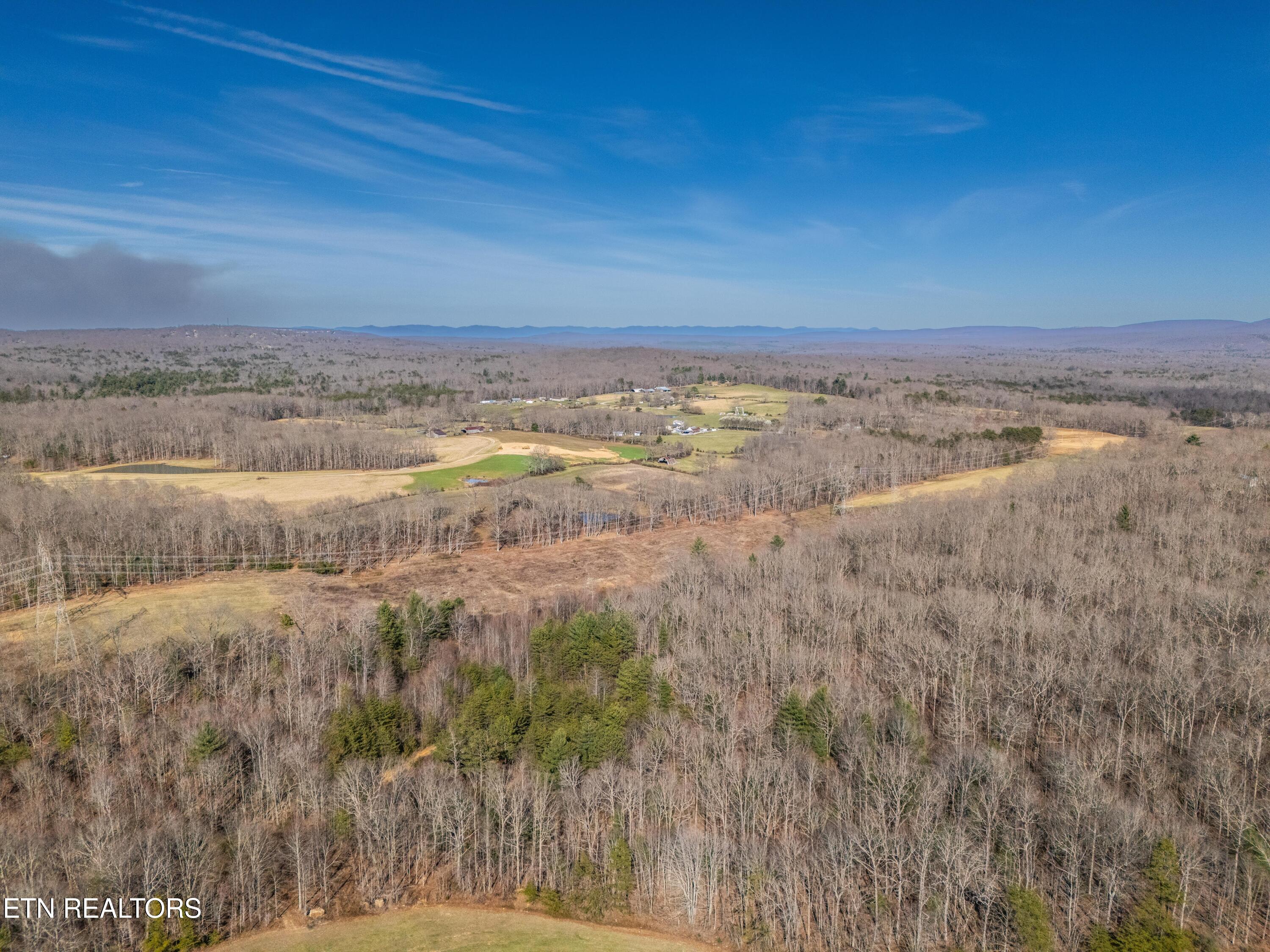 00 Davidson Lane Crossville TN 38571