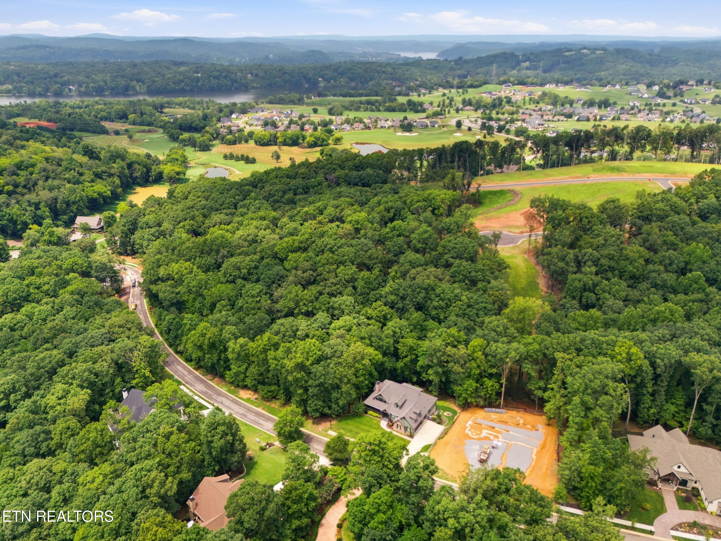 1004 Old Dogwood Trail Loudon TN 37774