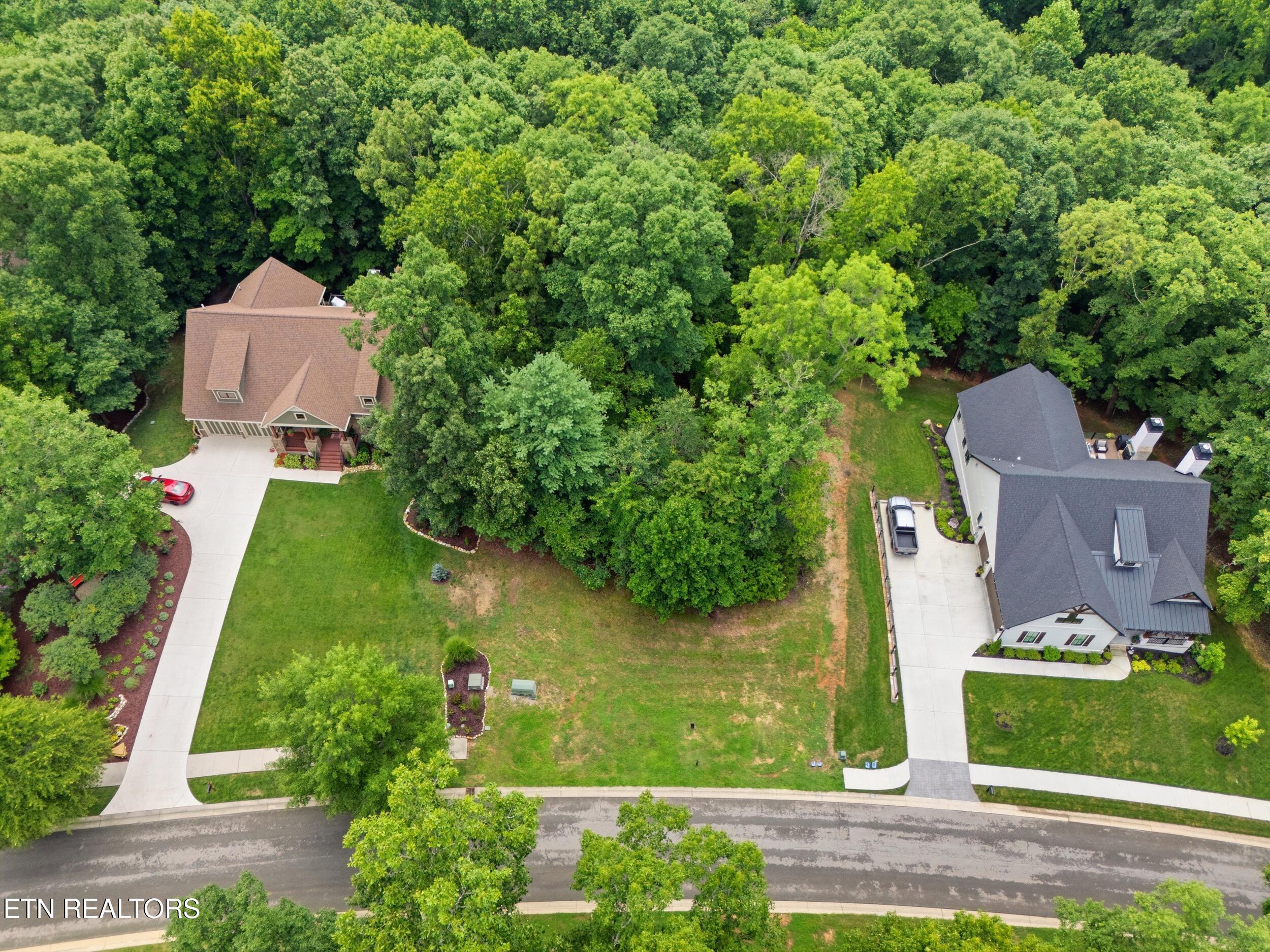 1004 Old Dogwood Trail Loudon TN 37774