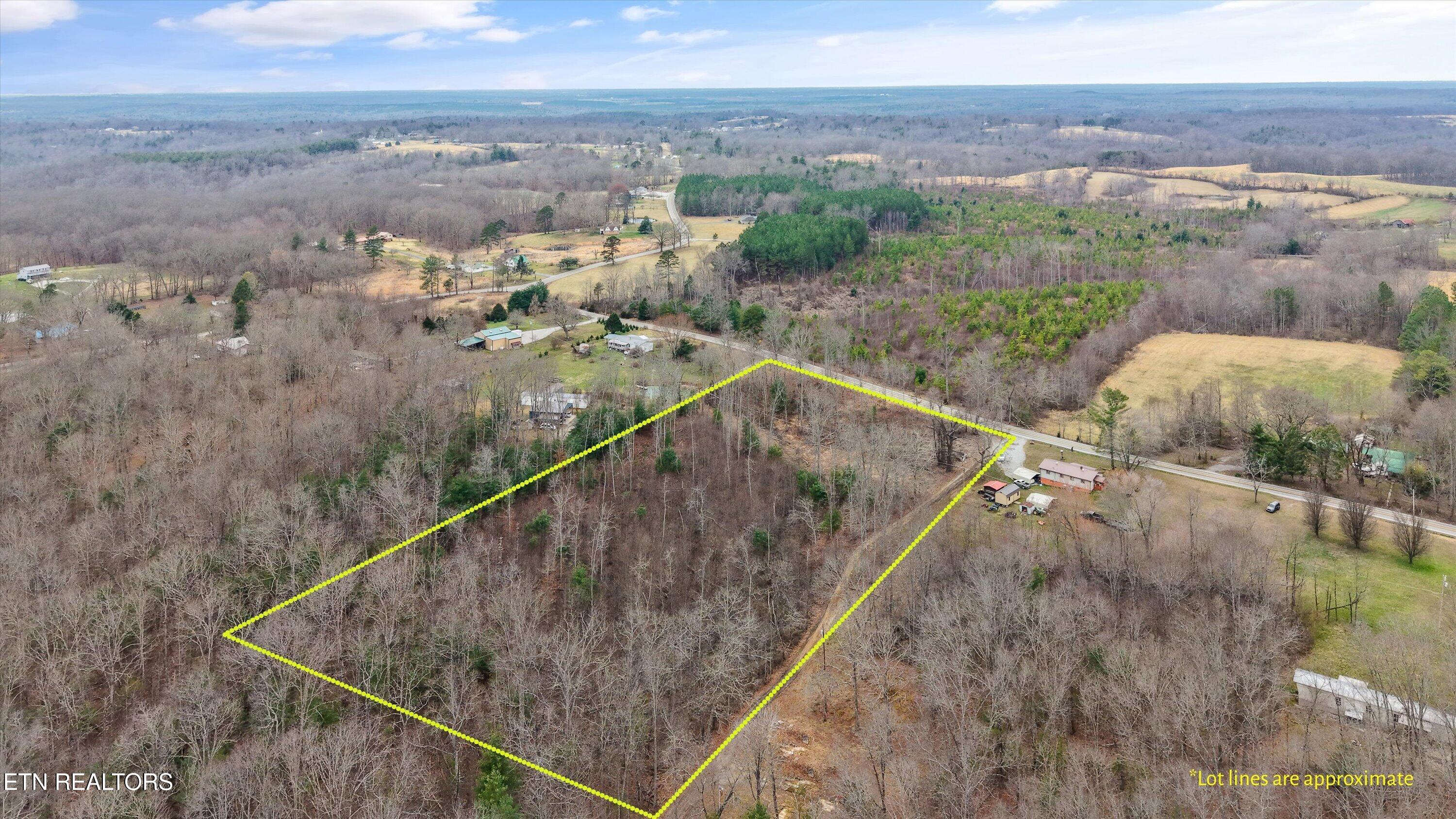 Deer Lodge Highway Deer Lodge TN 37726