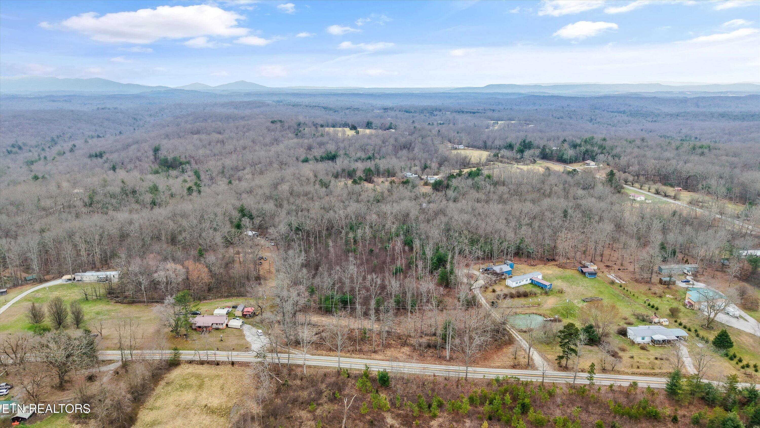 Deer Lodge Highway Deer Lodge TN 37726