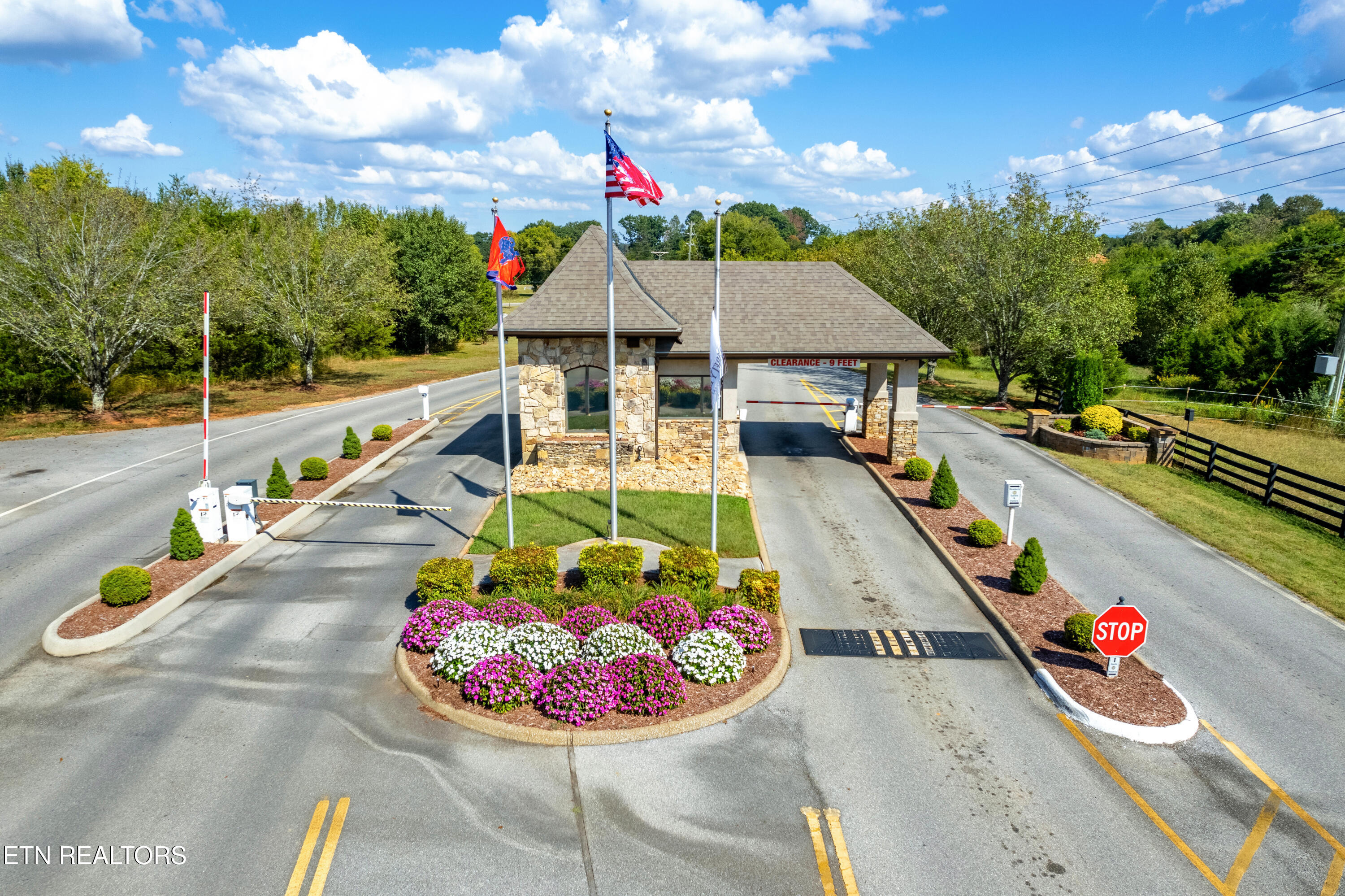 109 Red Hawk Drive Vonore TN 37885