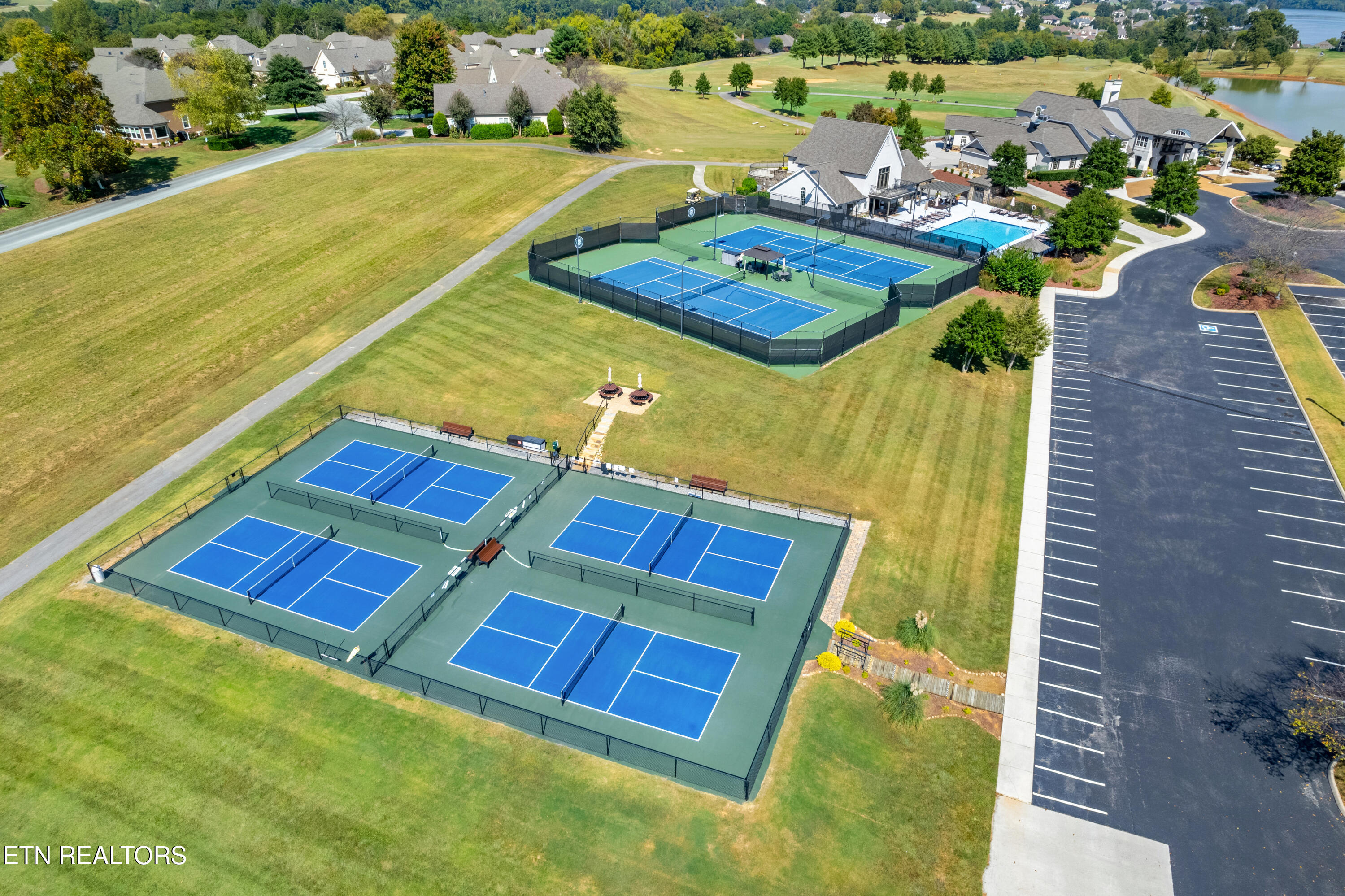 109 Red Hawk Drive Vonore TN 37885