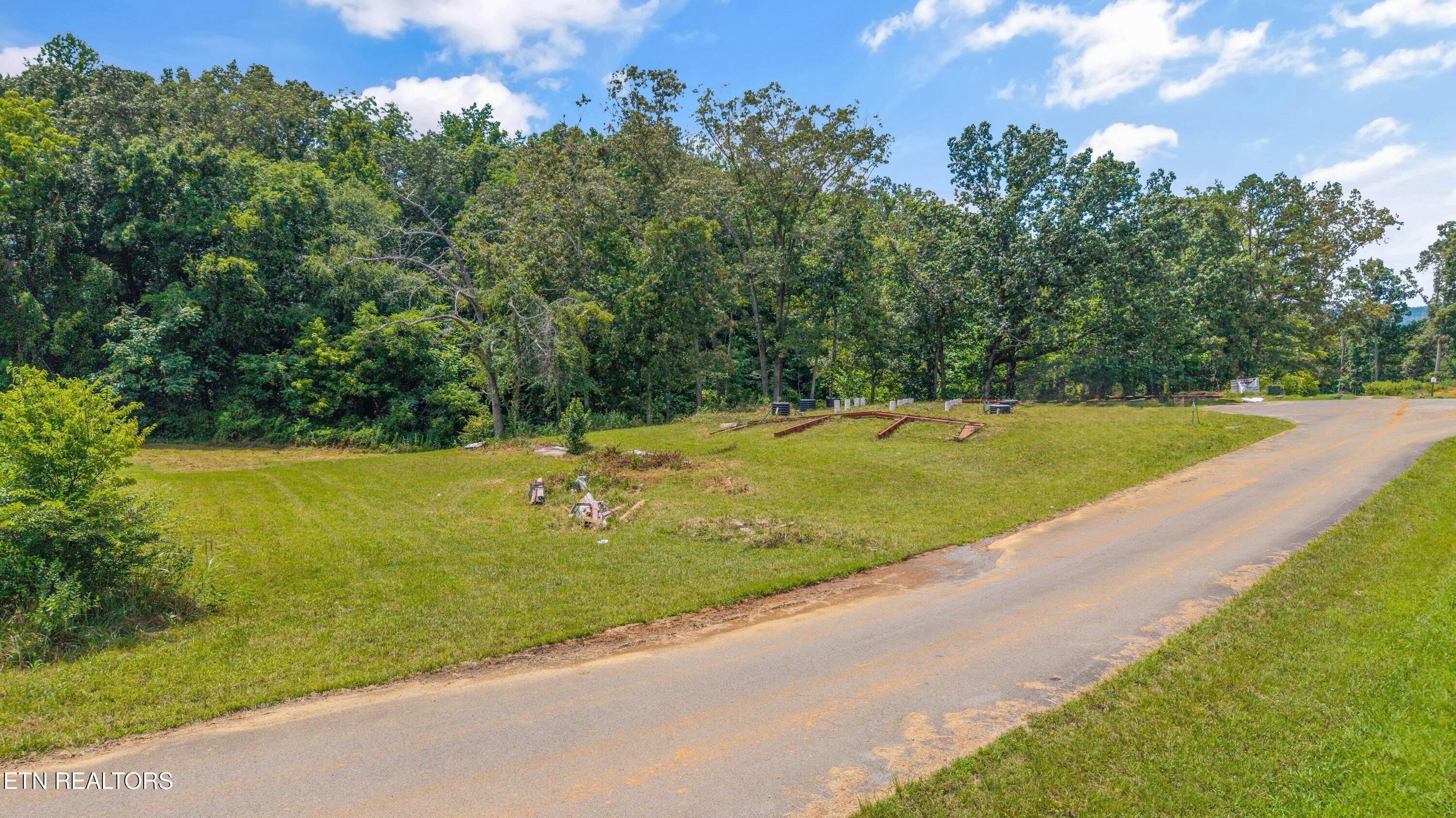 Siesta Drive Newport TN 37821