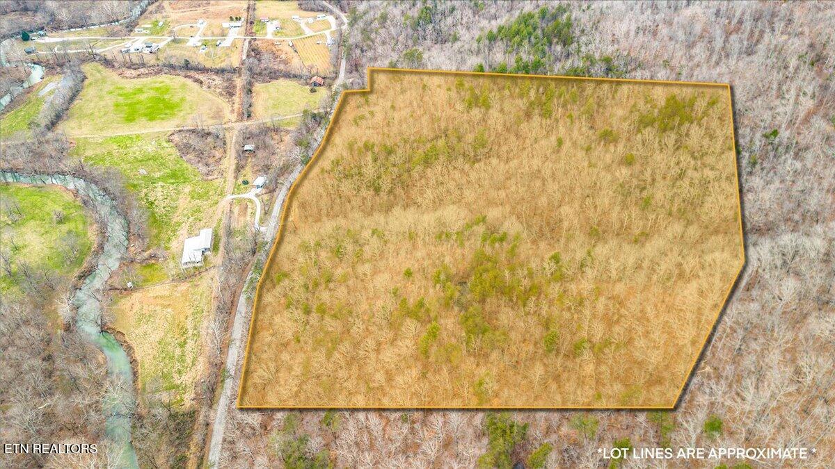 Brimstone Road Robbins TN 37852