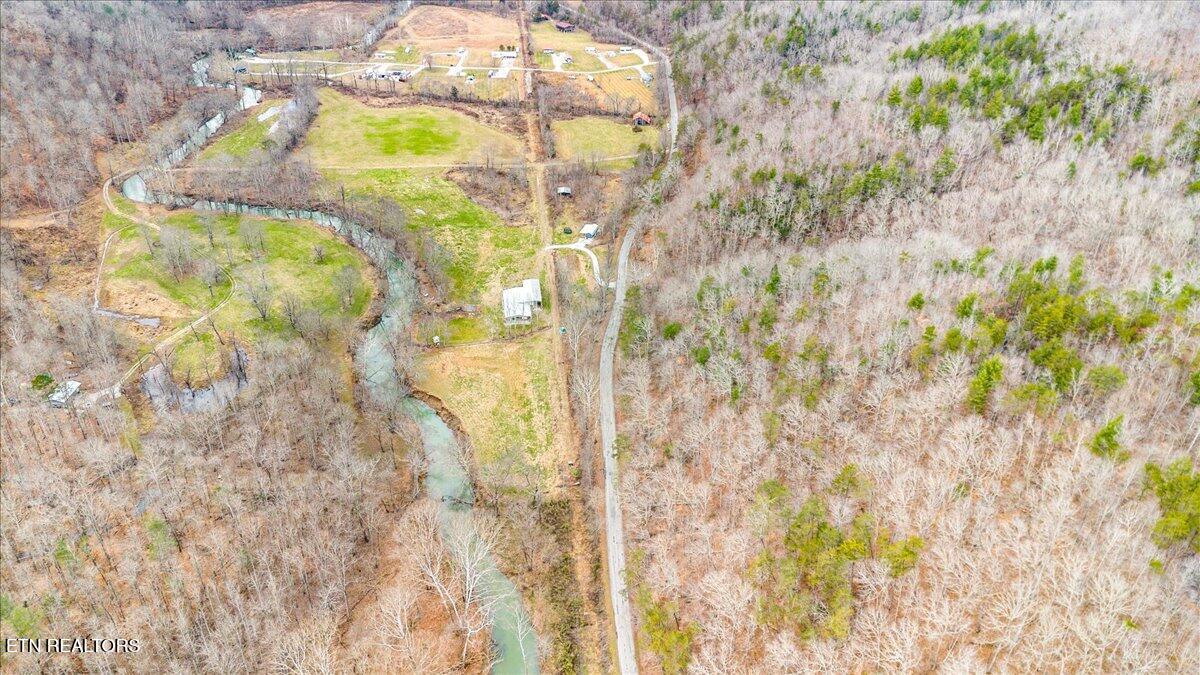 Brimstone Road Robbins TN 37852