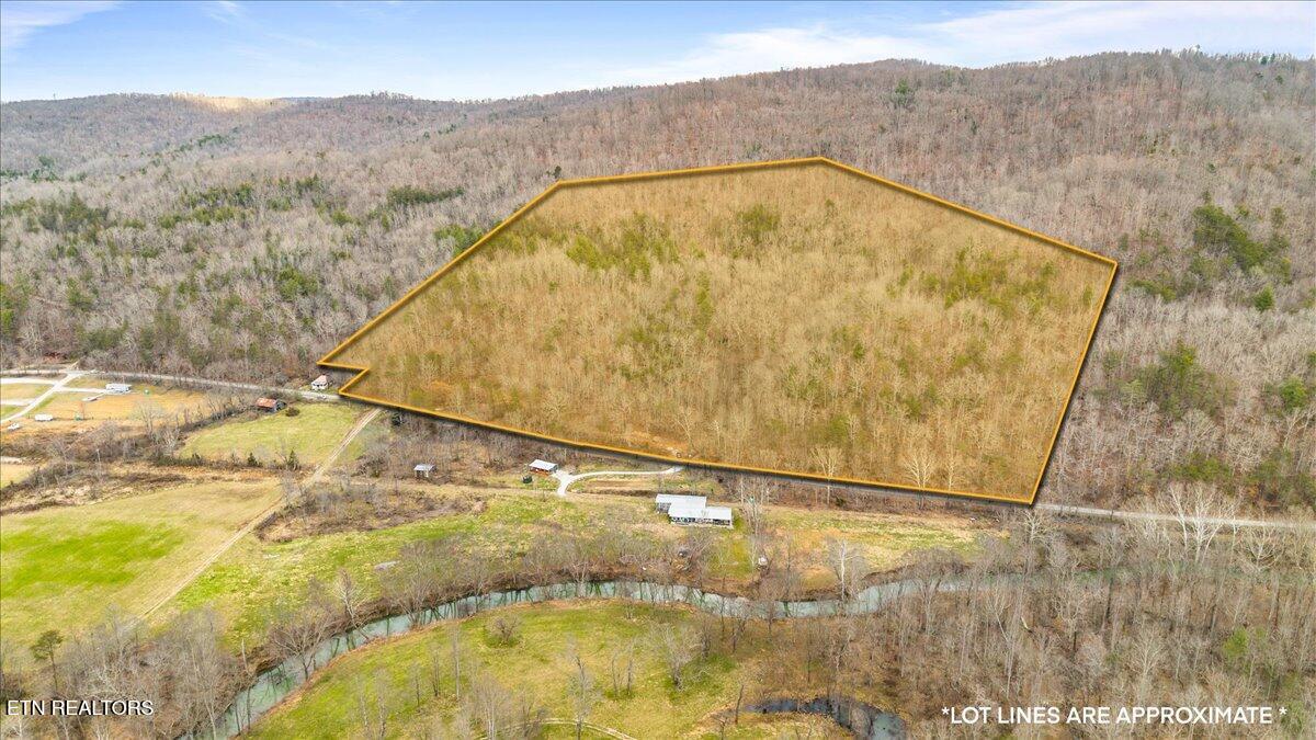 Brimstone Road Robbins TN 37852
