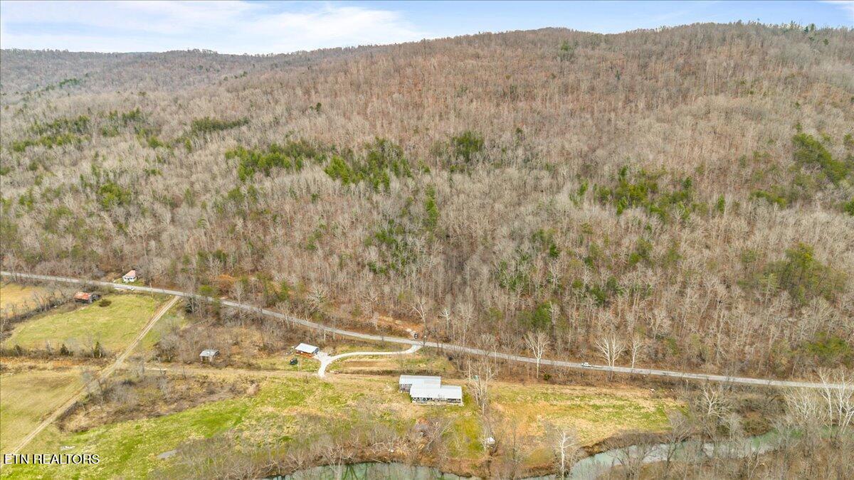 Brimstone Road Robbins TN 37852