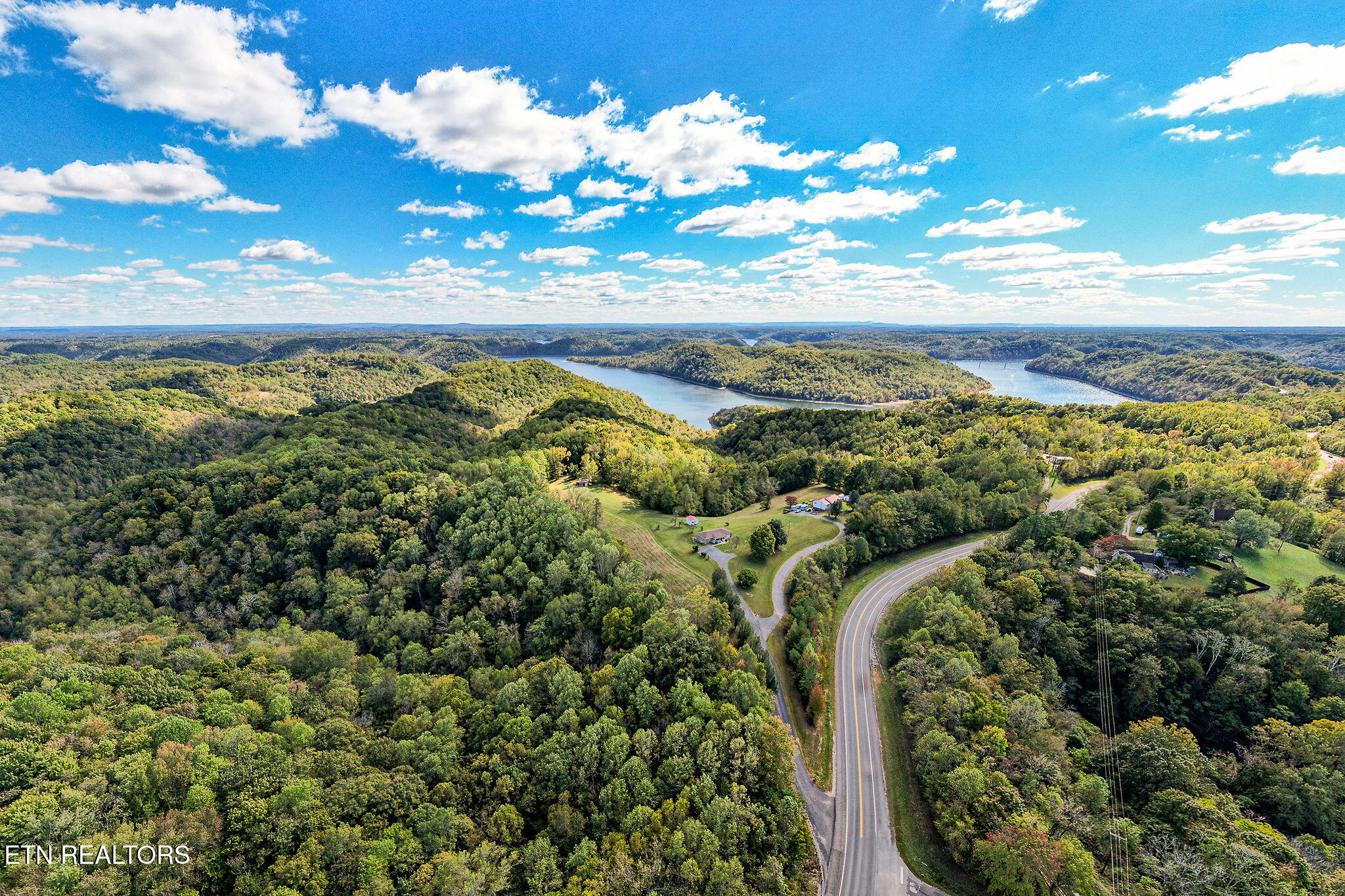 Smithville Highway Silver Point TN 38582