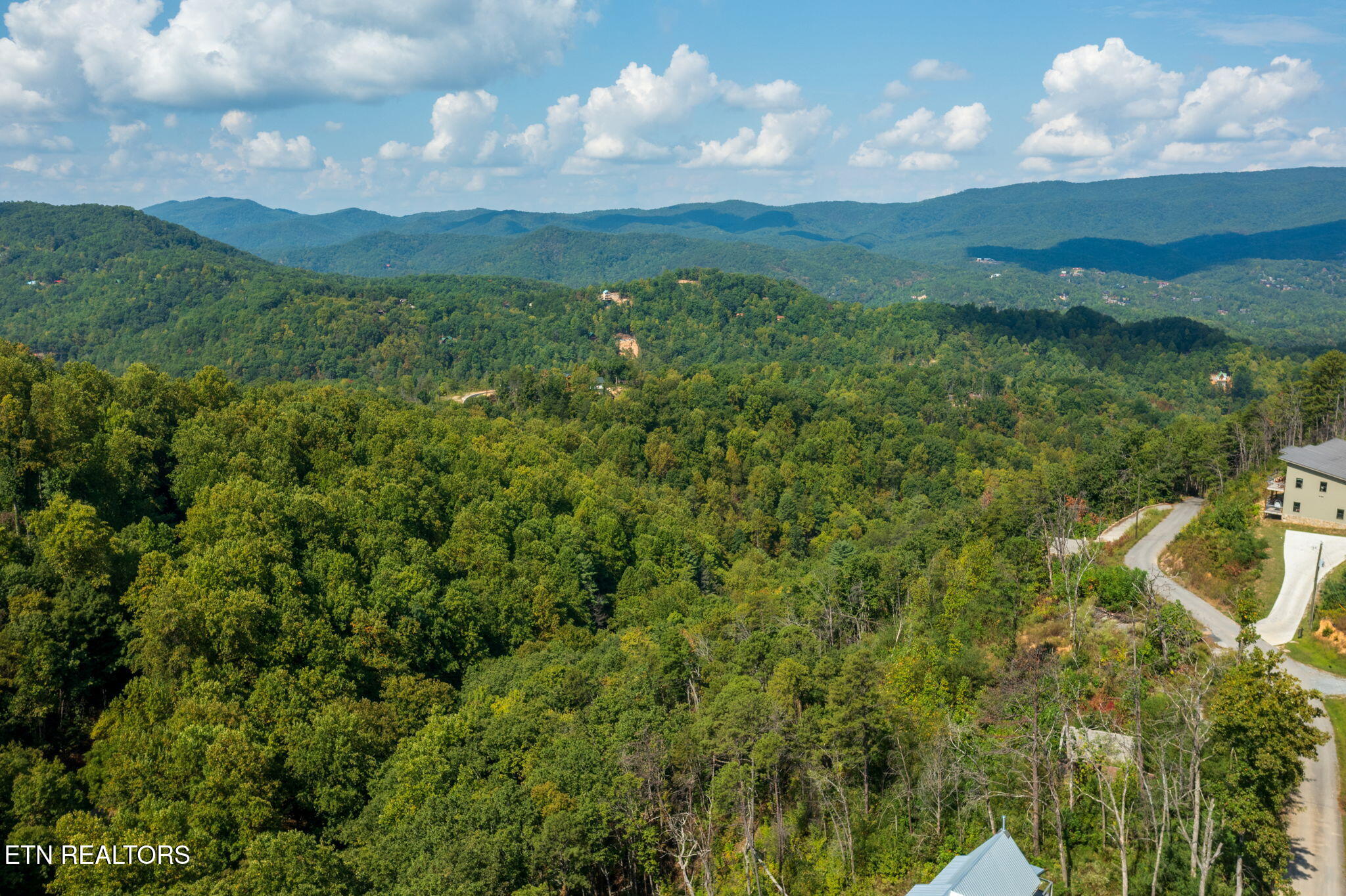 3217 Emerald Springs Loop Sevierville TN 37862