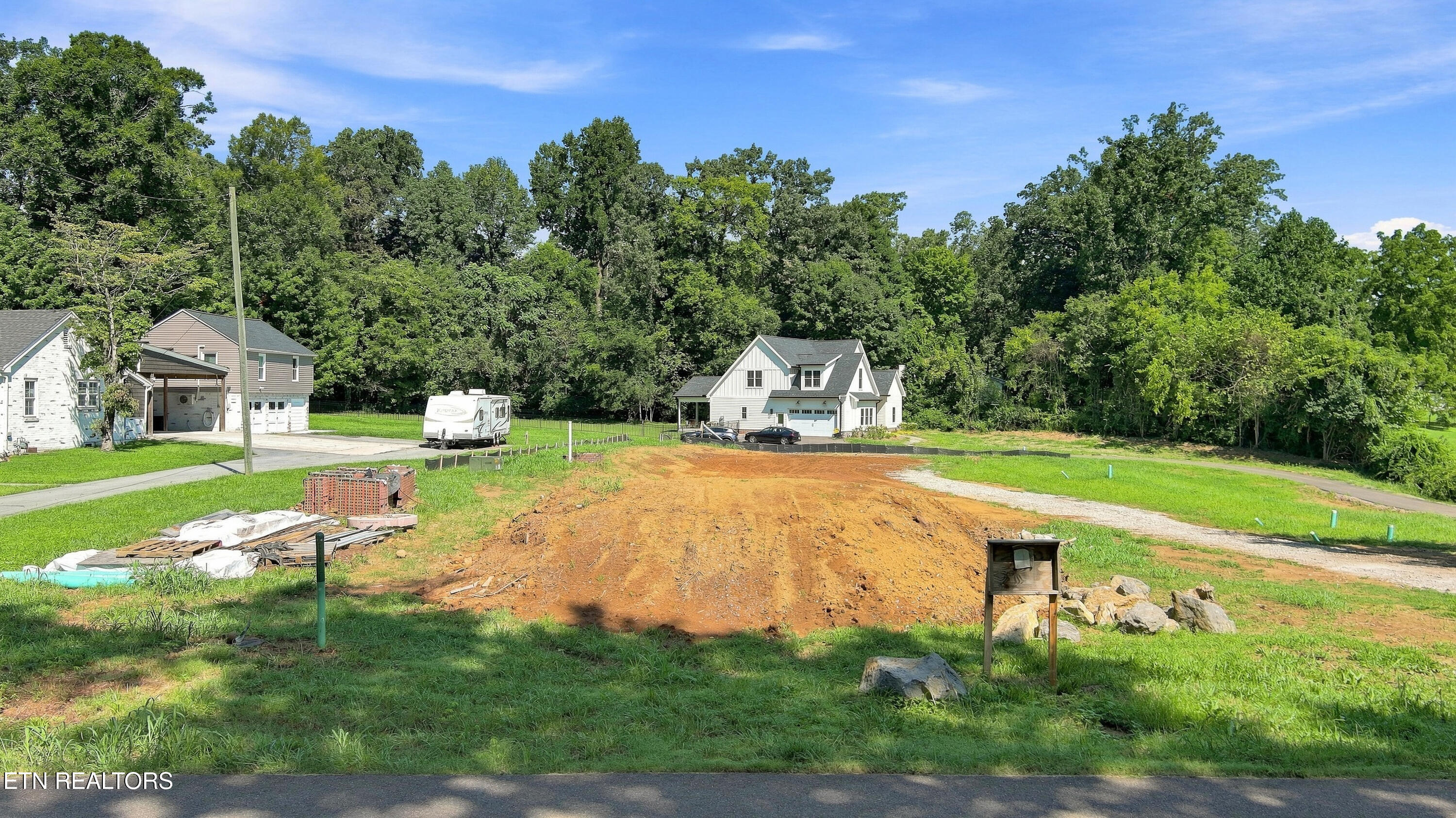3523 Ginn Farm Drive Knoxville TN 37920