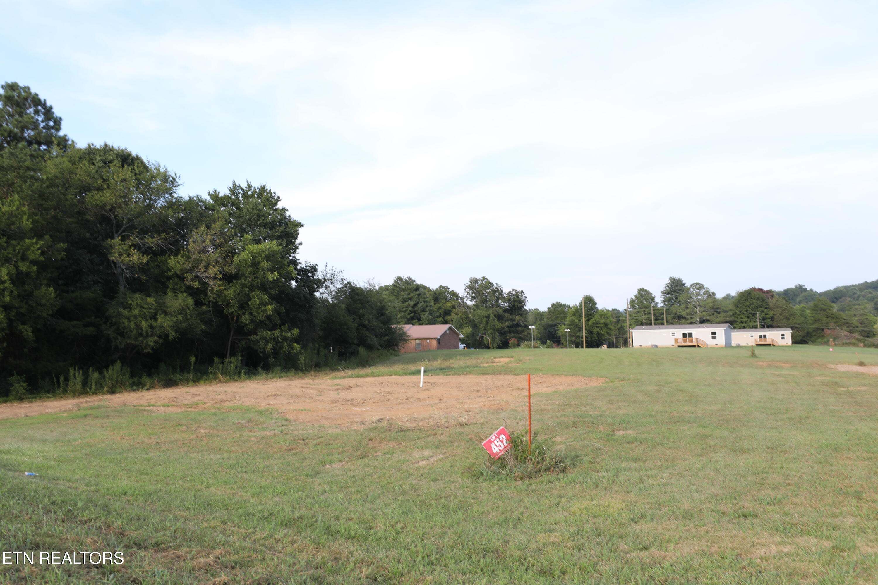 464 S Amhurst Place Englewood TN 37329