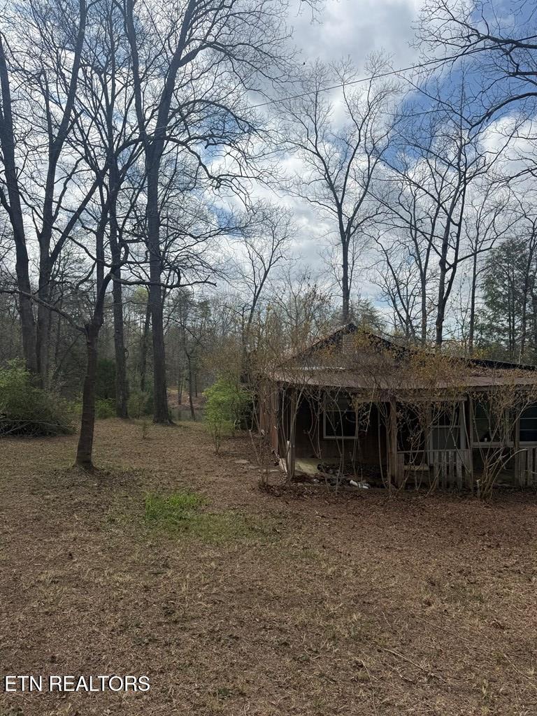 231 Crockett Lake Drive Crossville TN 38572