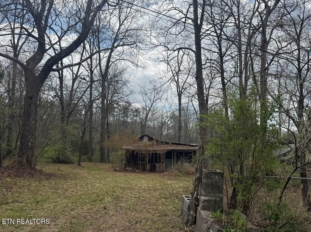 231 Crockett Lake Drive Crossville TN 38572