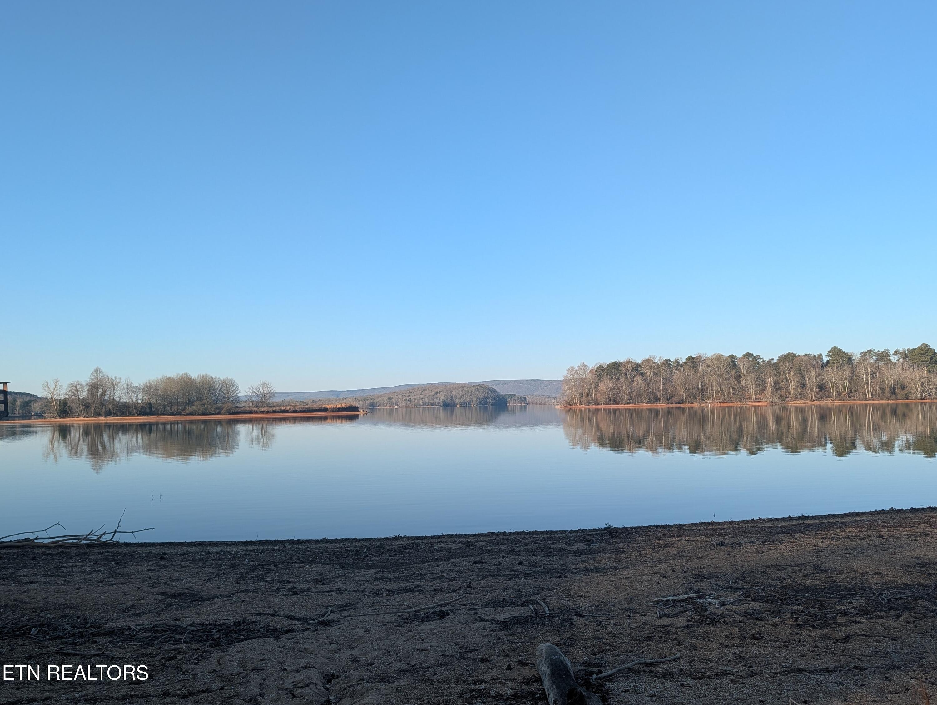 Lakewood Village Road Spring City TN 37381