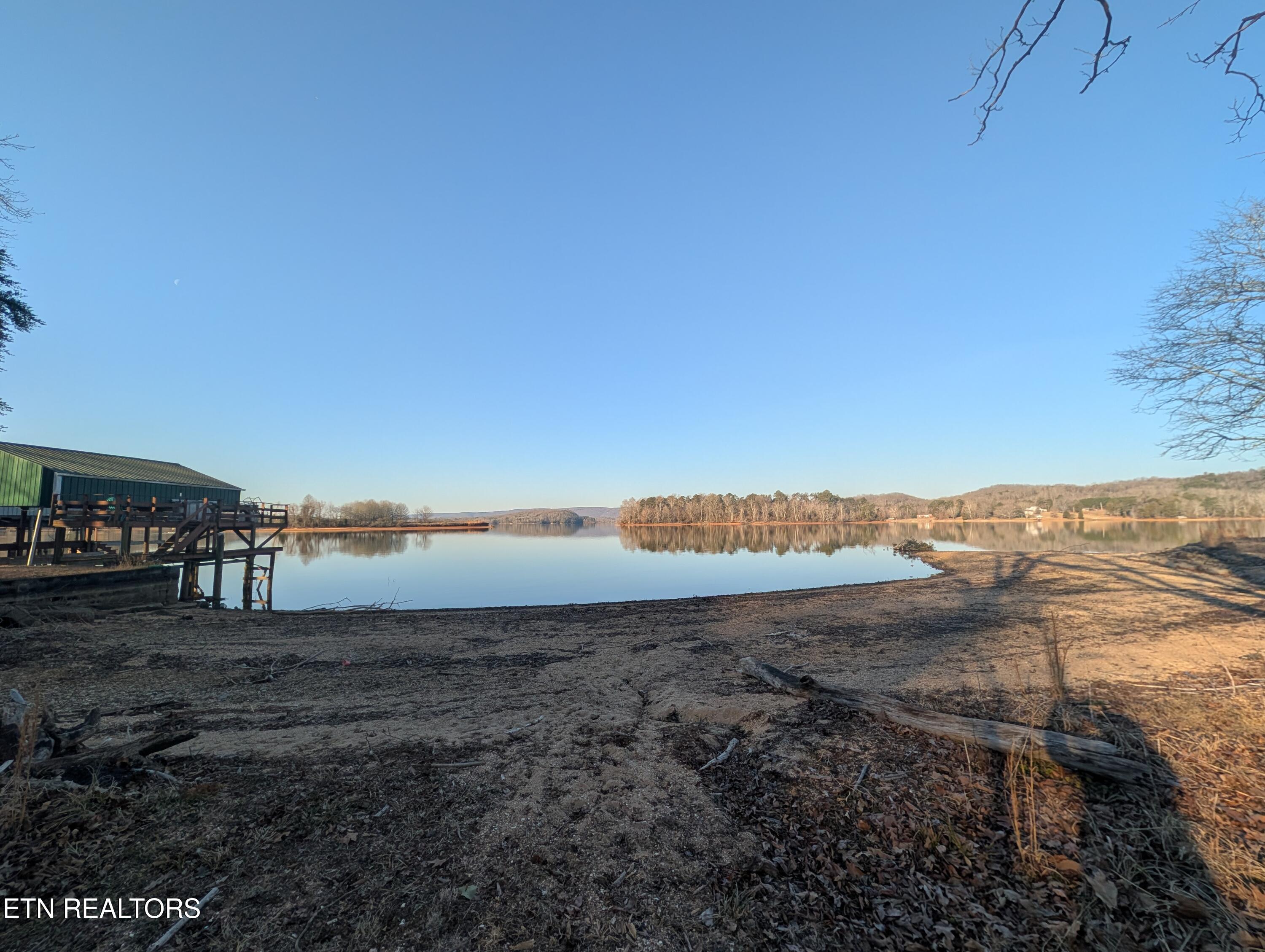 Lakewood Village Road Spring City TN 37381