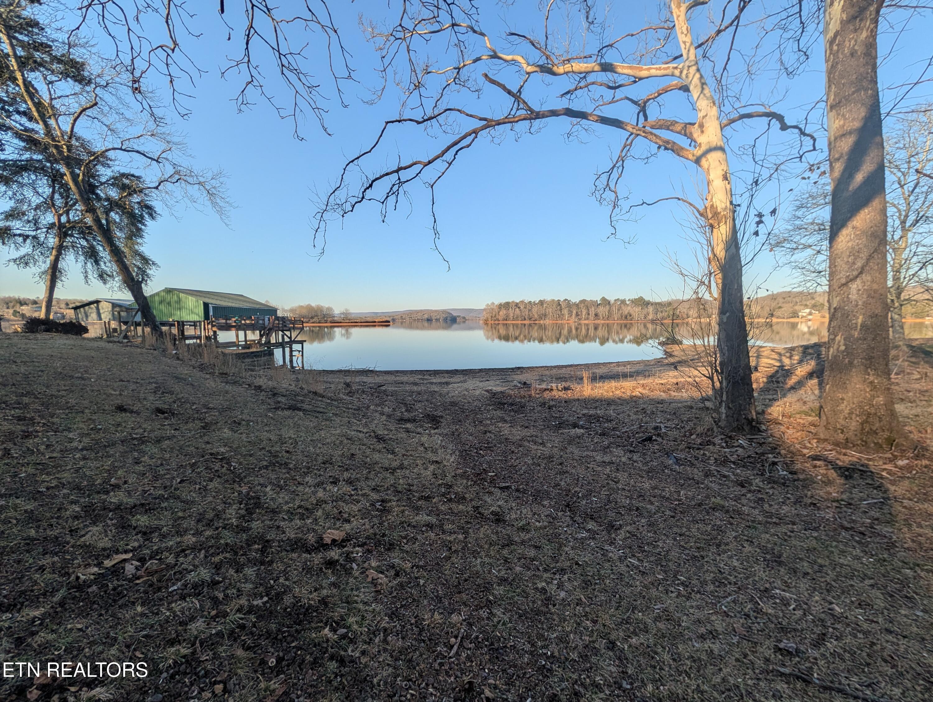 Lakewood Village Road Spring City TN 37381