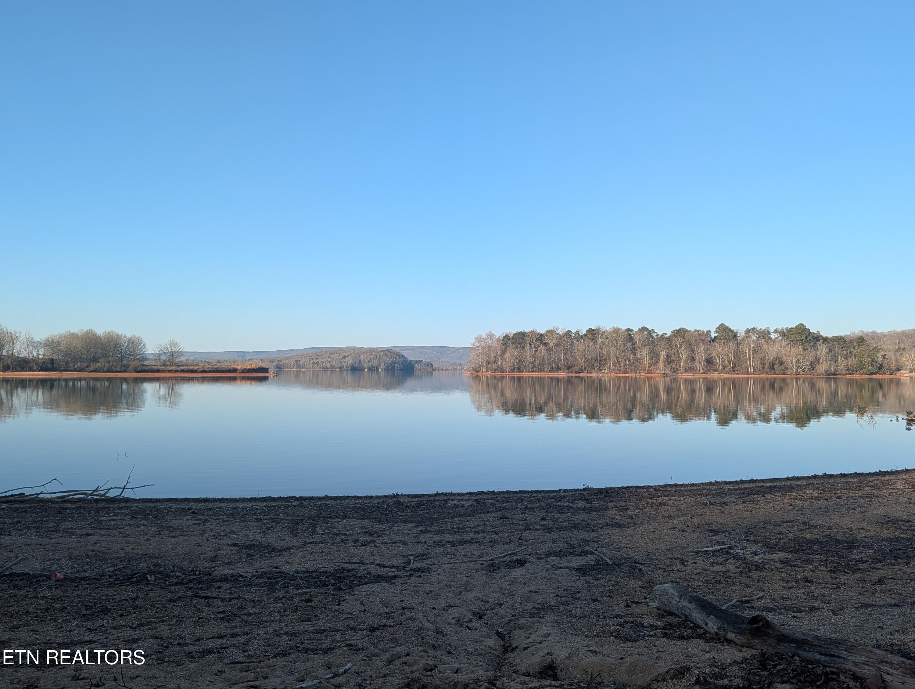 Lakewood Village Road Spring City TN 37381