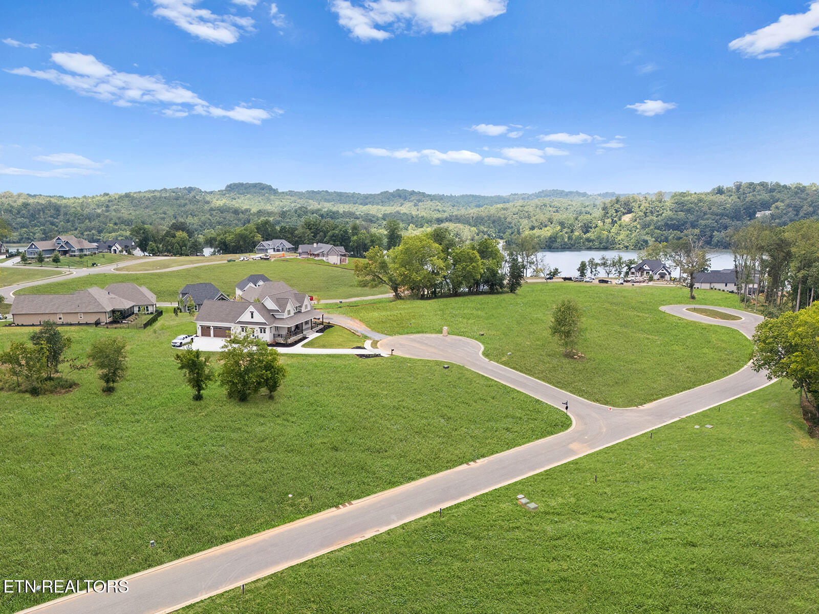 2929 Chestnut Lane Loudon TN 37774