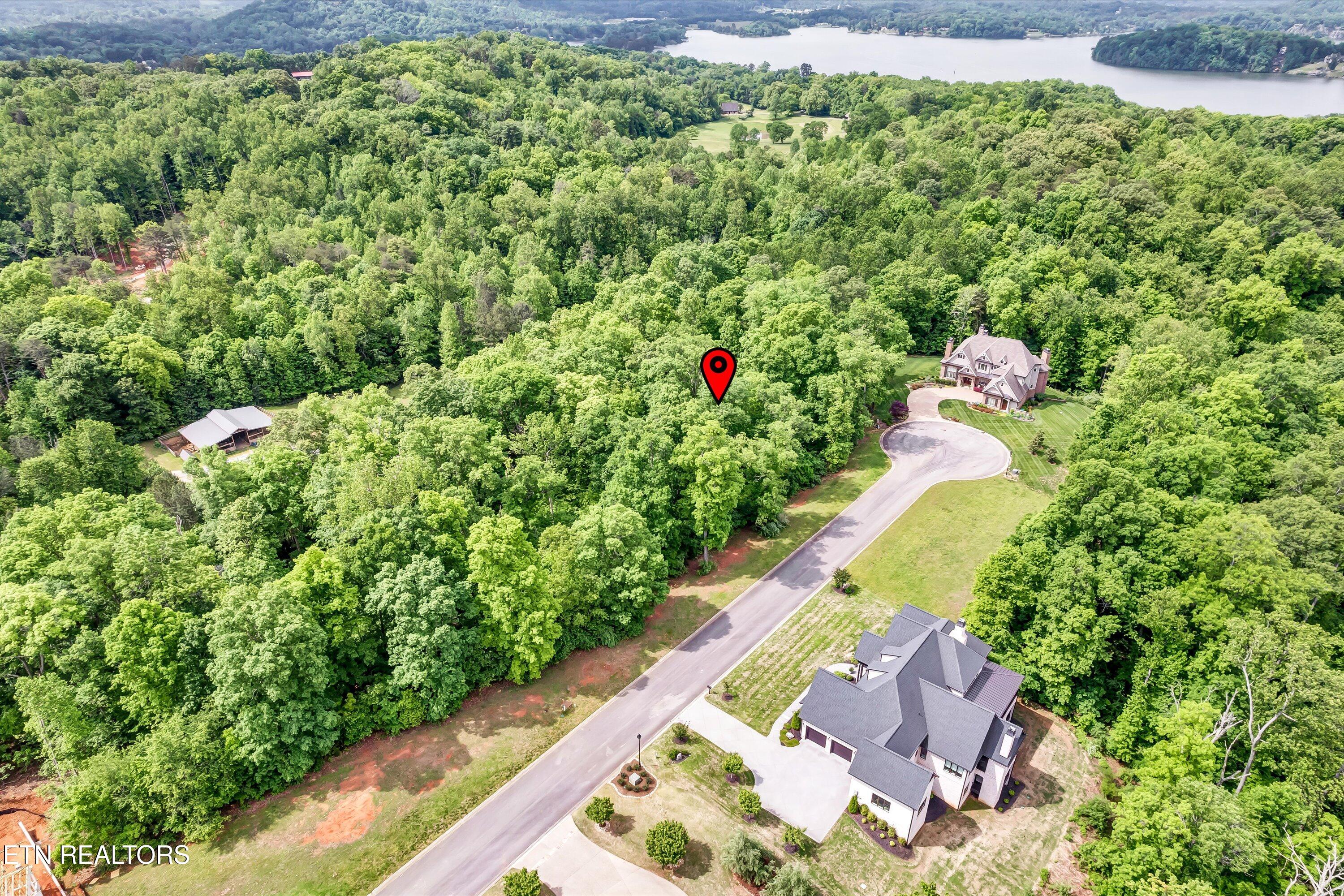 3337 Preserve Pointe Louisville TN 37777