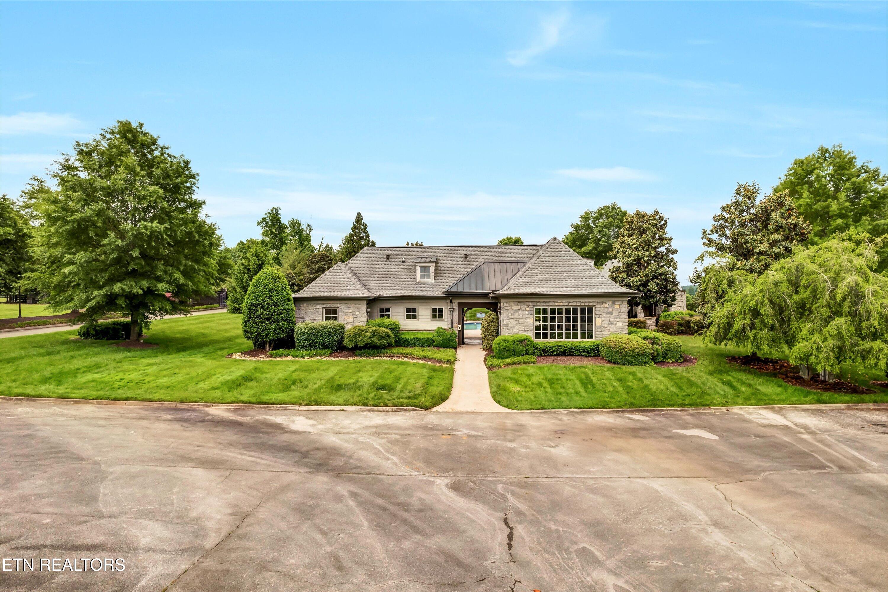 3337 Preserve Pointe Louisville TN 37777