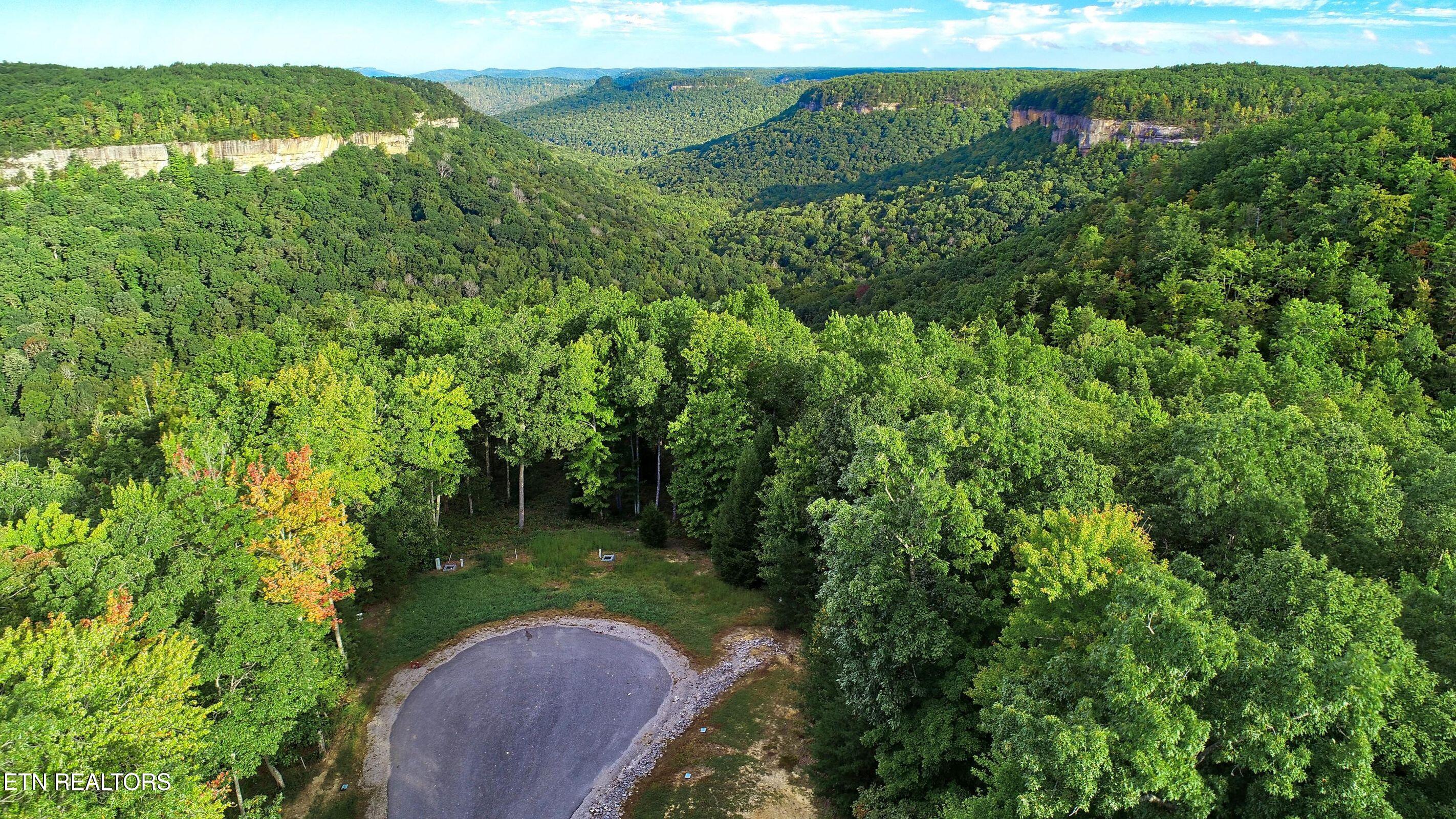 Grandview Way Jamestown TN 38556