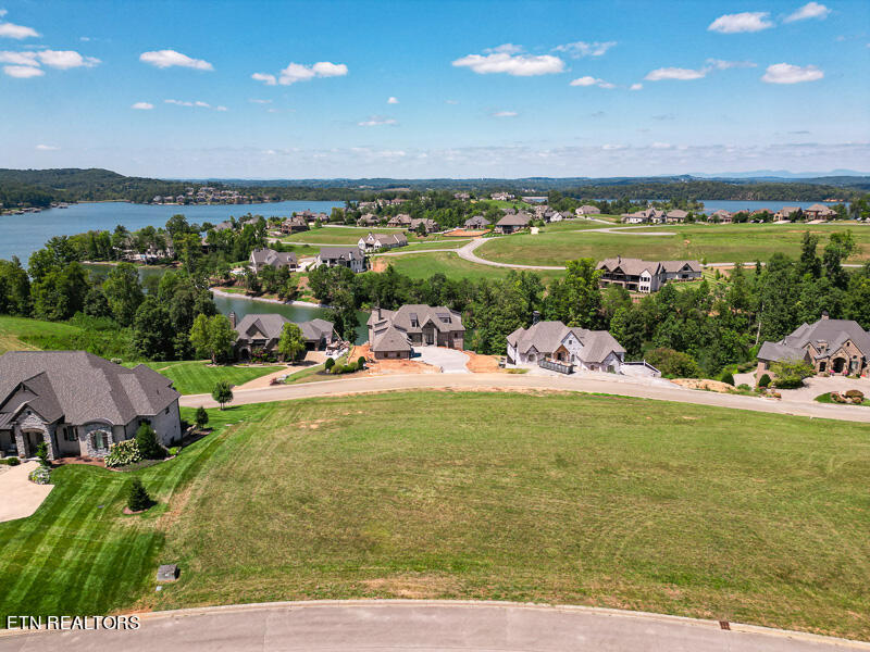 522 Commodore Drive Lenoir City TN 37772