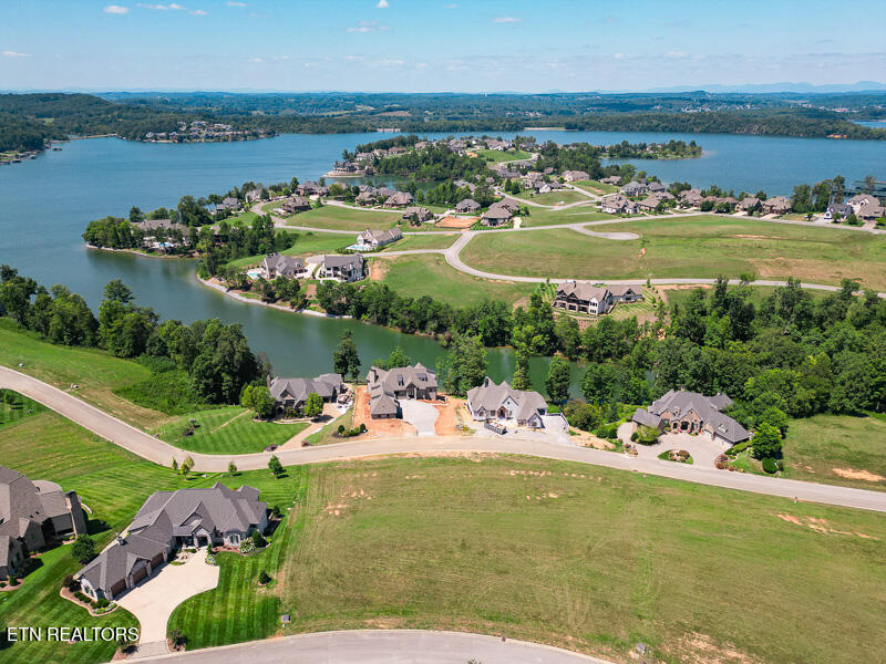 522 Commodore Drive Lenoir City TN 37772