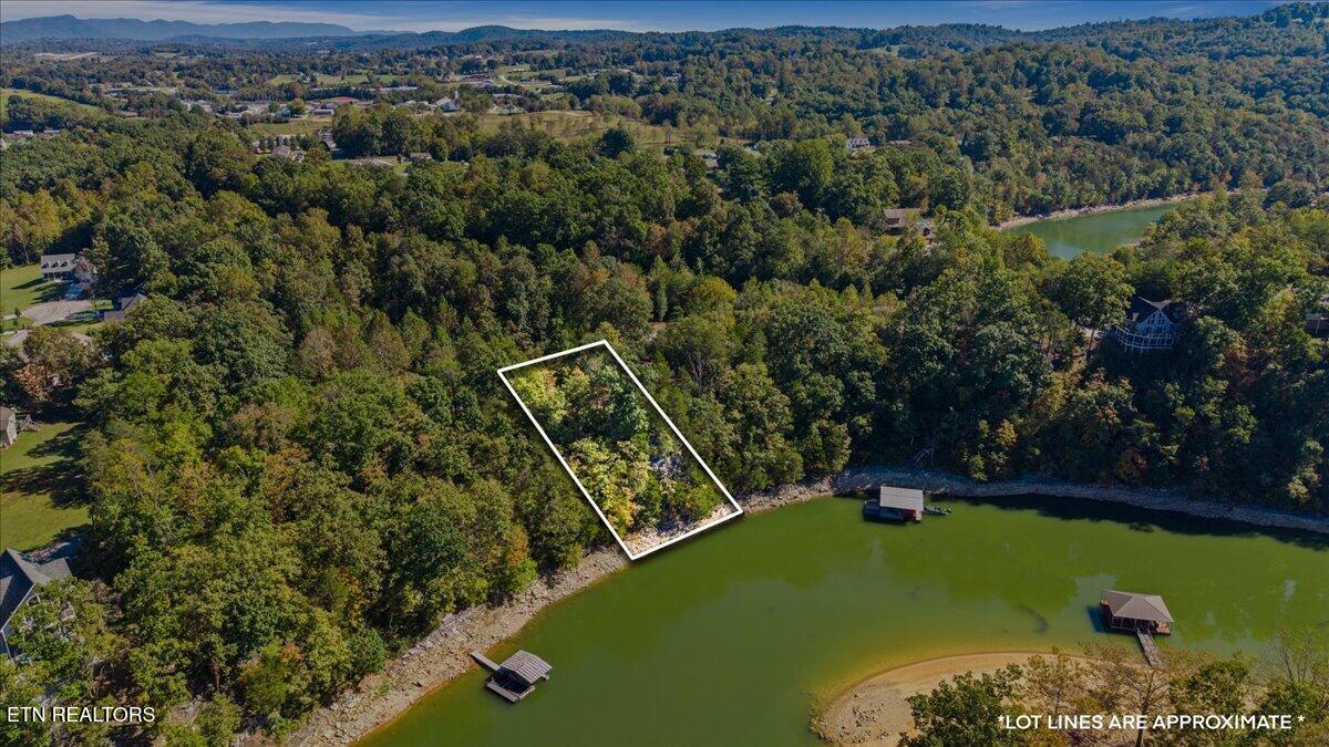 LOT1,2,2,3 Bluff Trace Jacksboro TN 37757