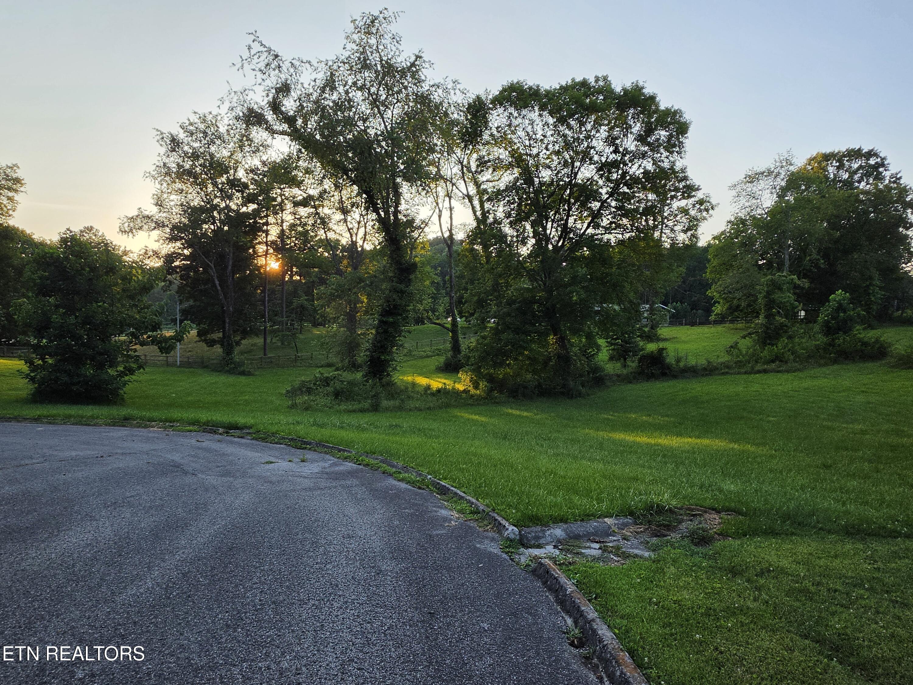 Campbell Road New Tazewell TN 37825