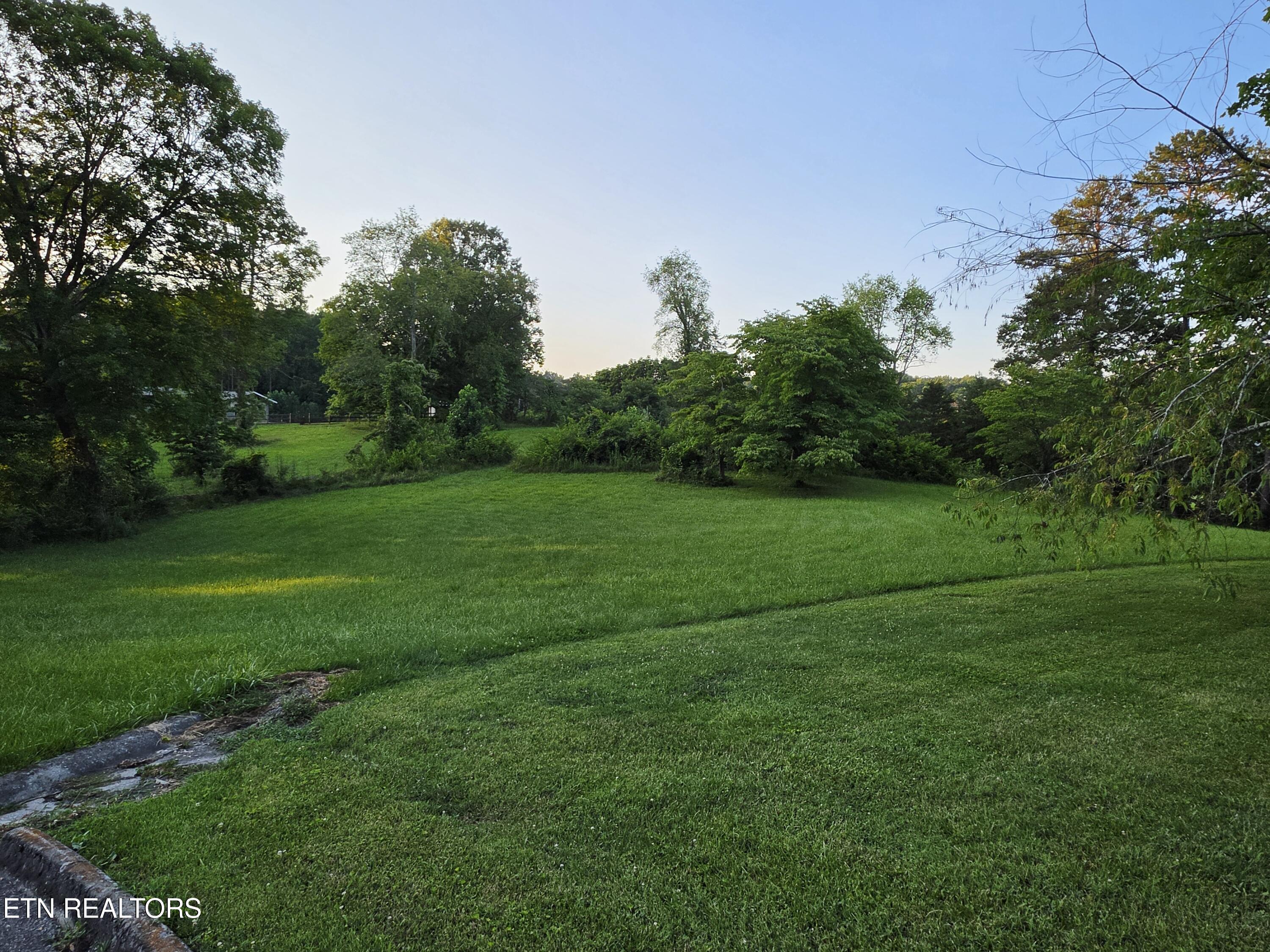 Campbell Road New Tazewell TN 37825