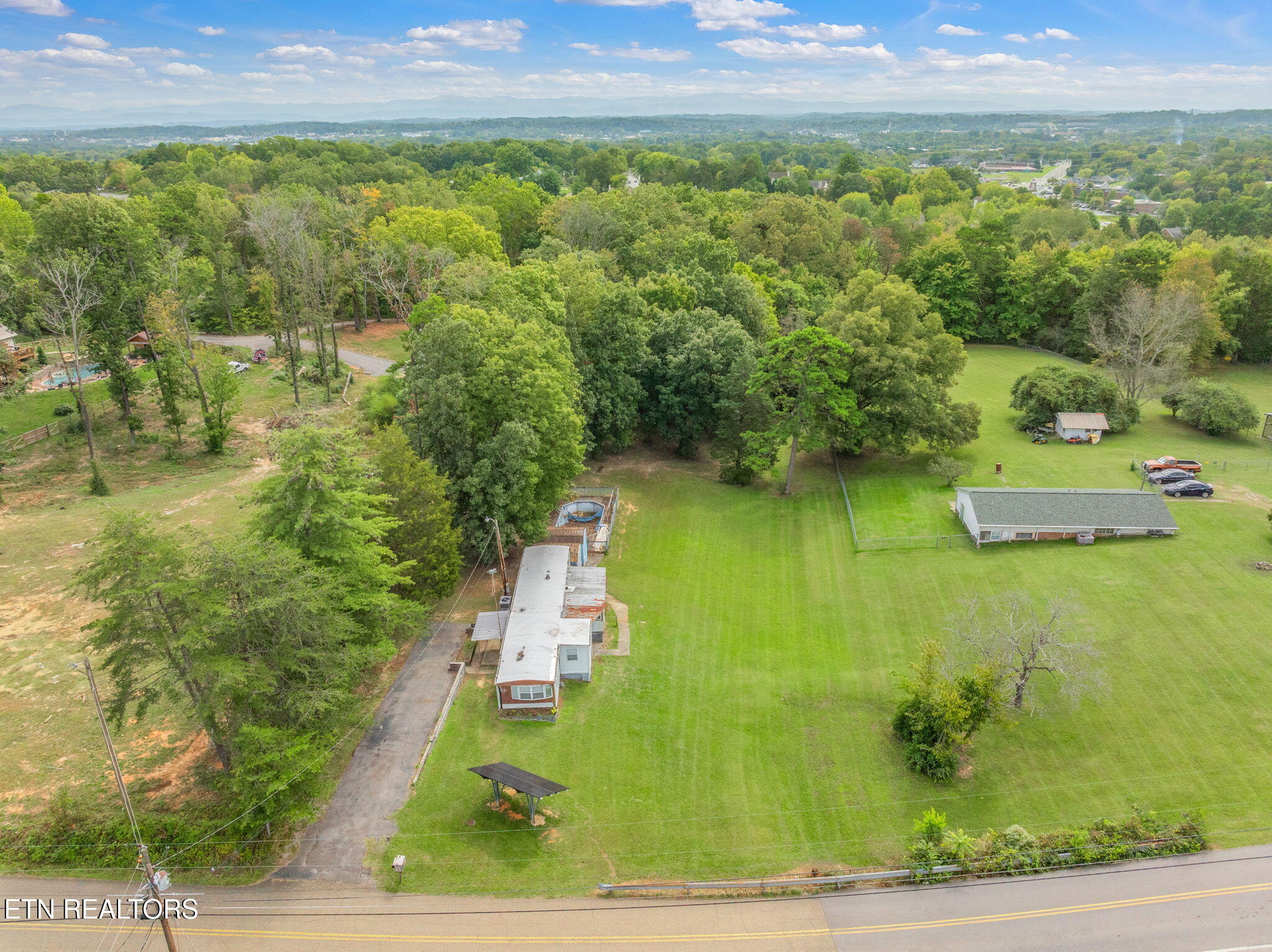 1402 Andes Road Knoxville TN 37931