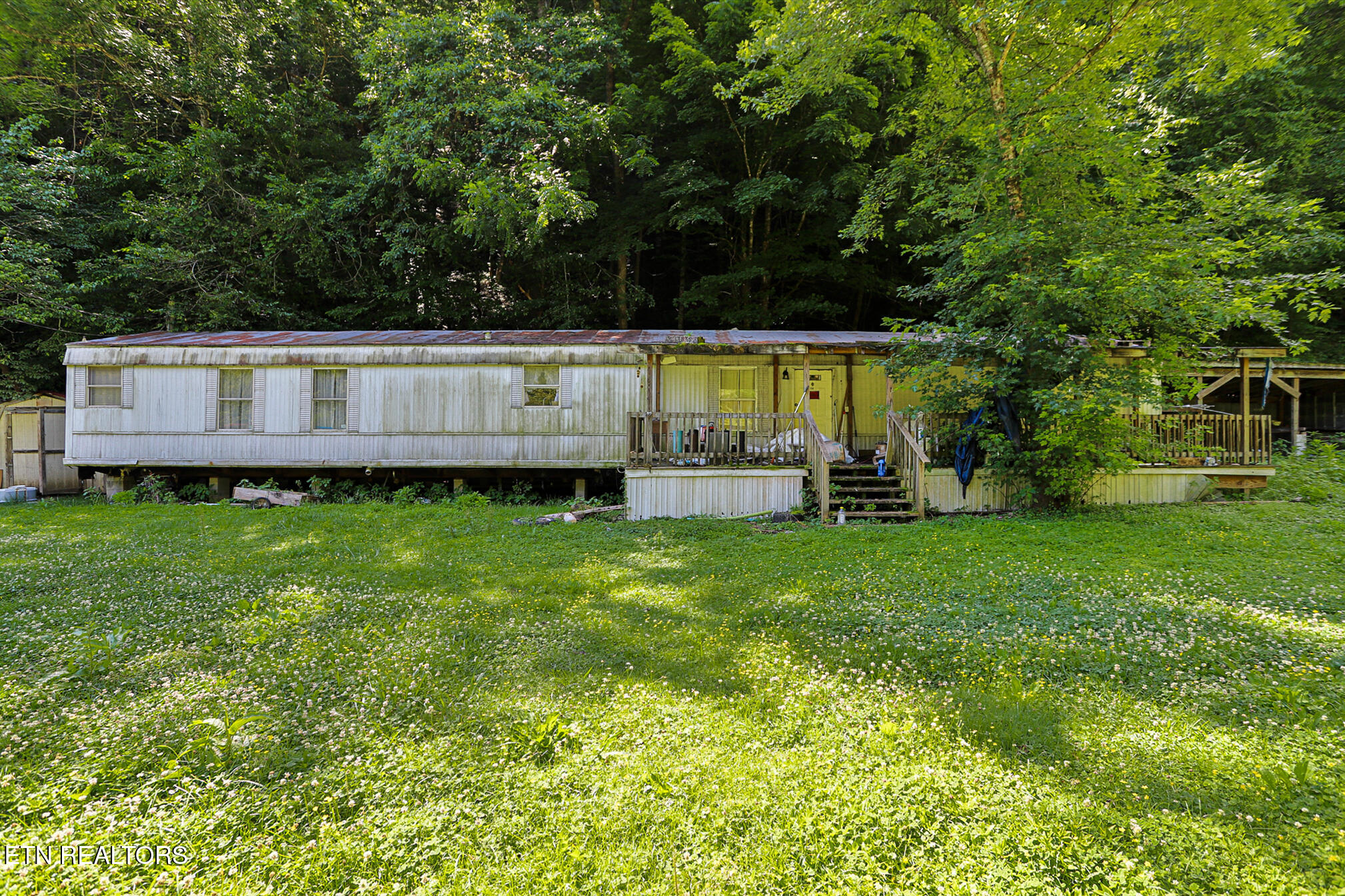 553 Caney Creek Road Pigeon Forge TN 37863