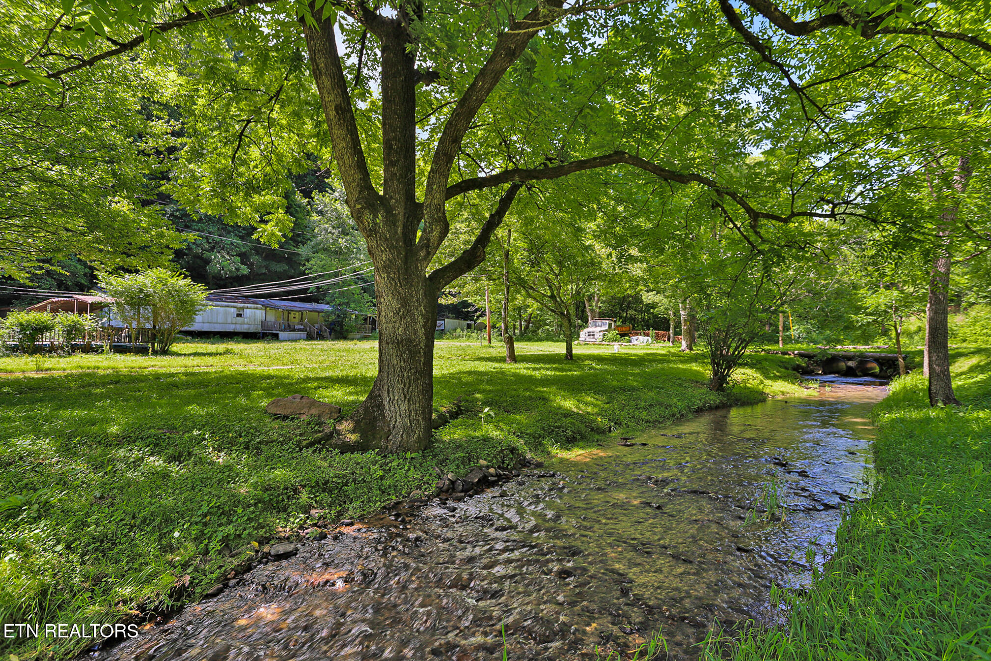 553 Caney Creek Road Pigeon Forge TN 37863