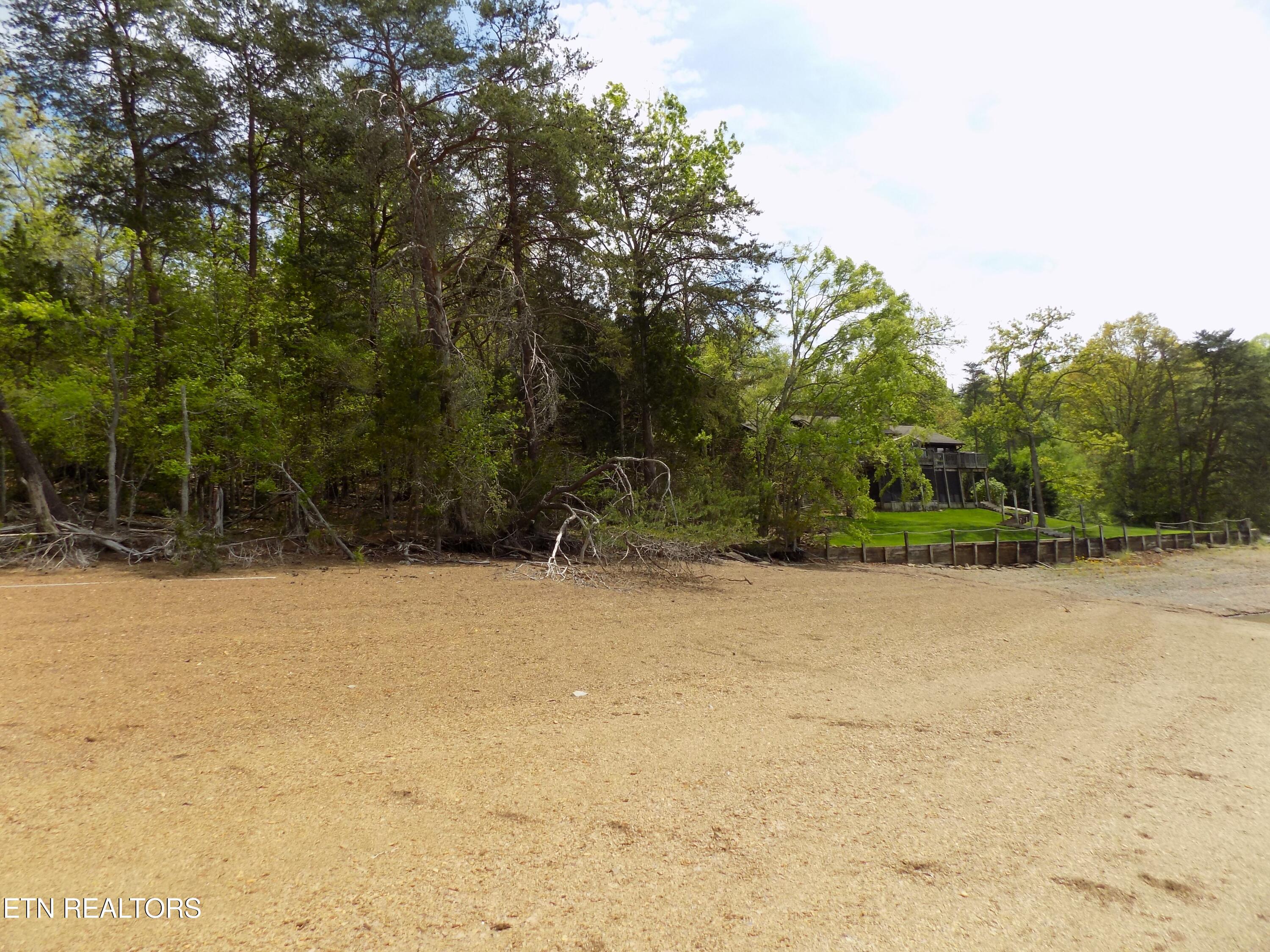 3753 Lake Point Drive Morristown TN 37814
