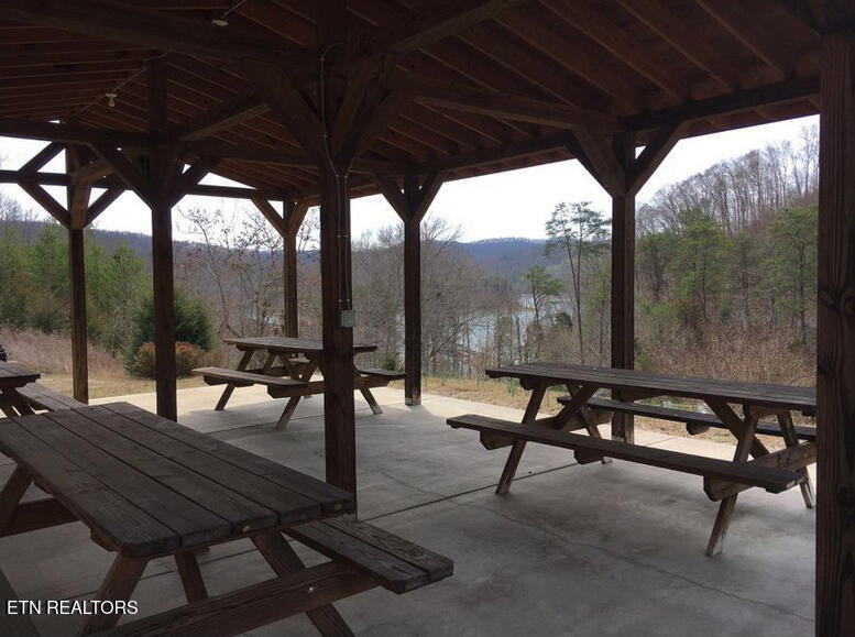 Lot 122 Settlers Point New Tazewell TN 37825